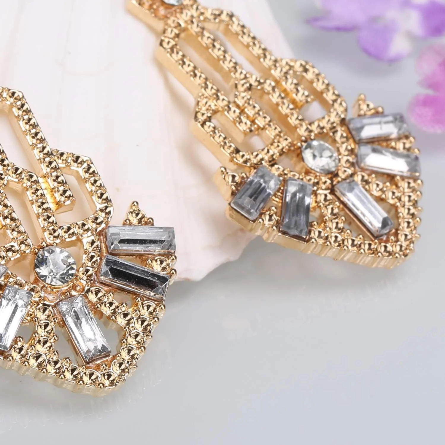 Gold 1920s Hollow Out Dangle Earrings - Image 4