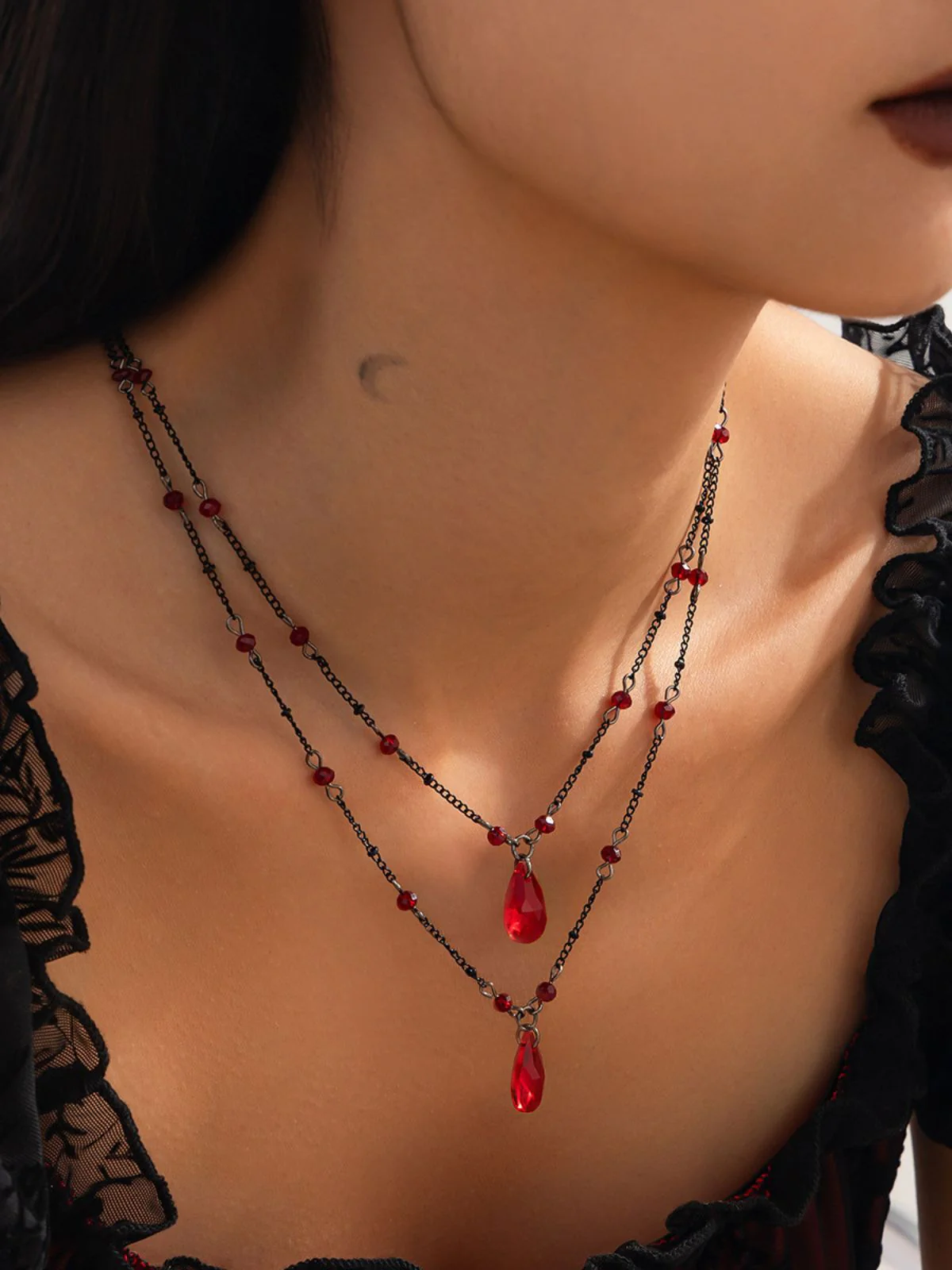 Gothic Double Layer Red Crystal Necklace - Image 4