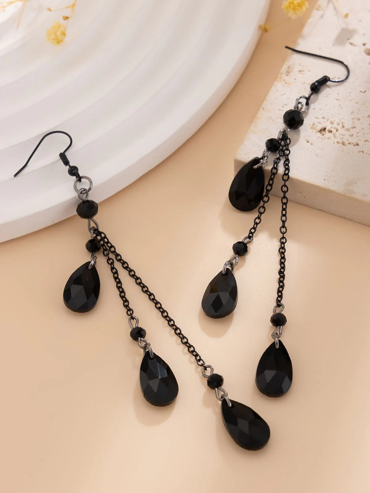 Gothic Waterdrop Pendant Earrings - Image 3