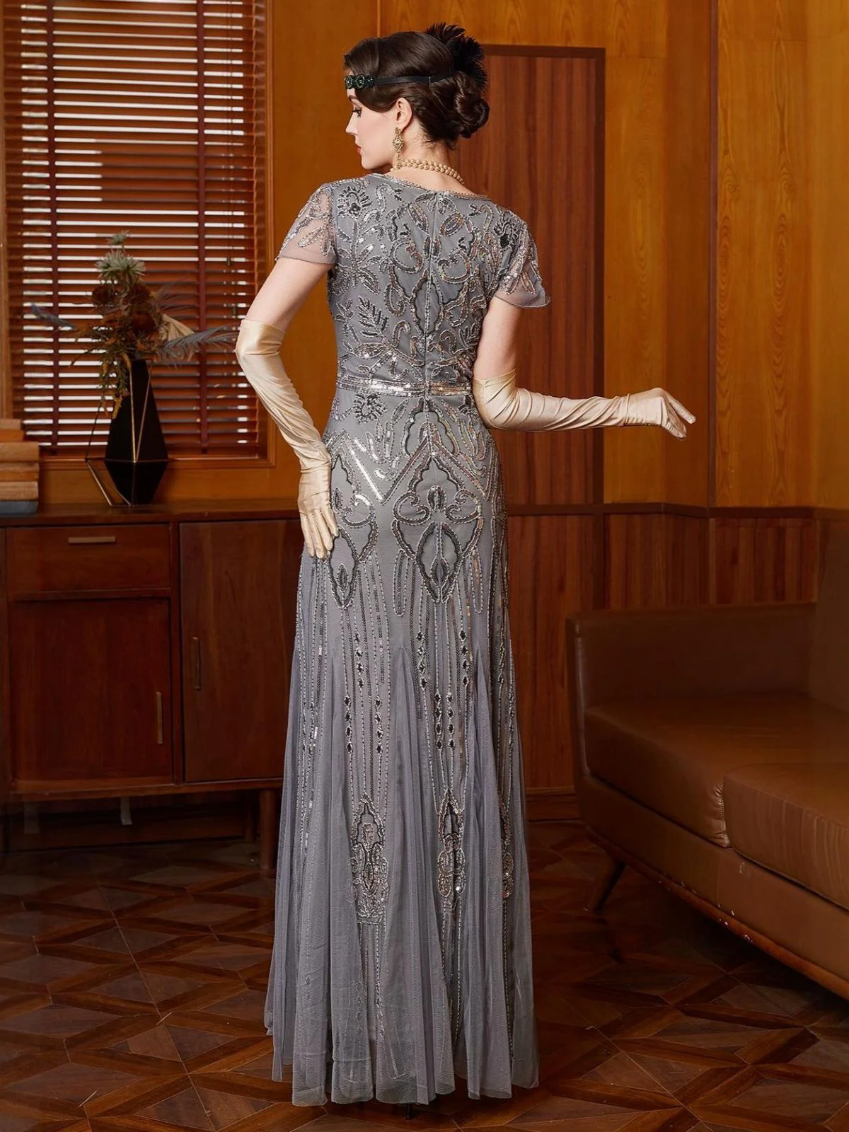 Gray 1920s Sequined Tulle Cap Sleeve Round Neck Dress - Image 5