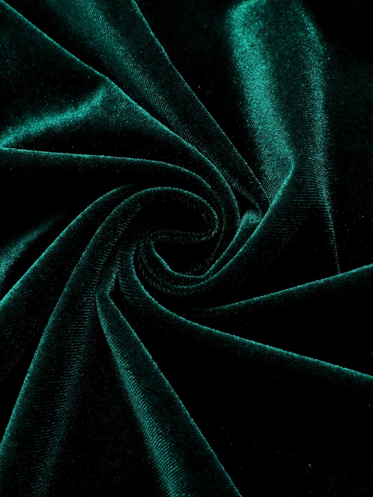 Green 1930s Spaghetti Strap Velvet Slit Dress - Image 4