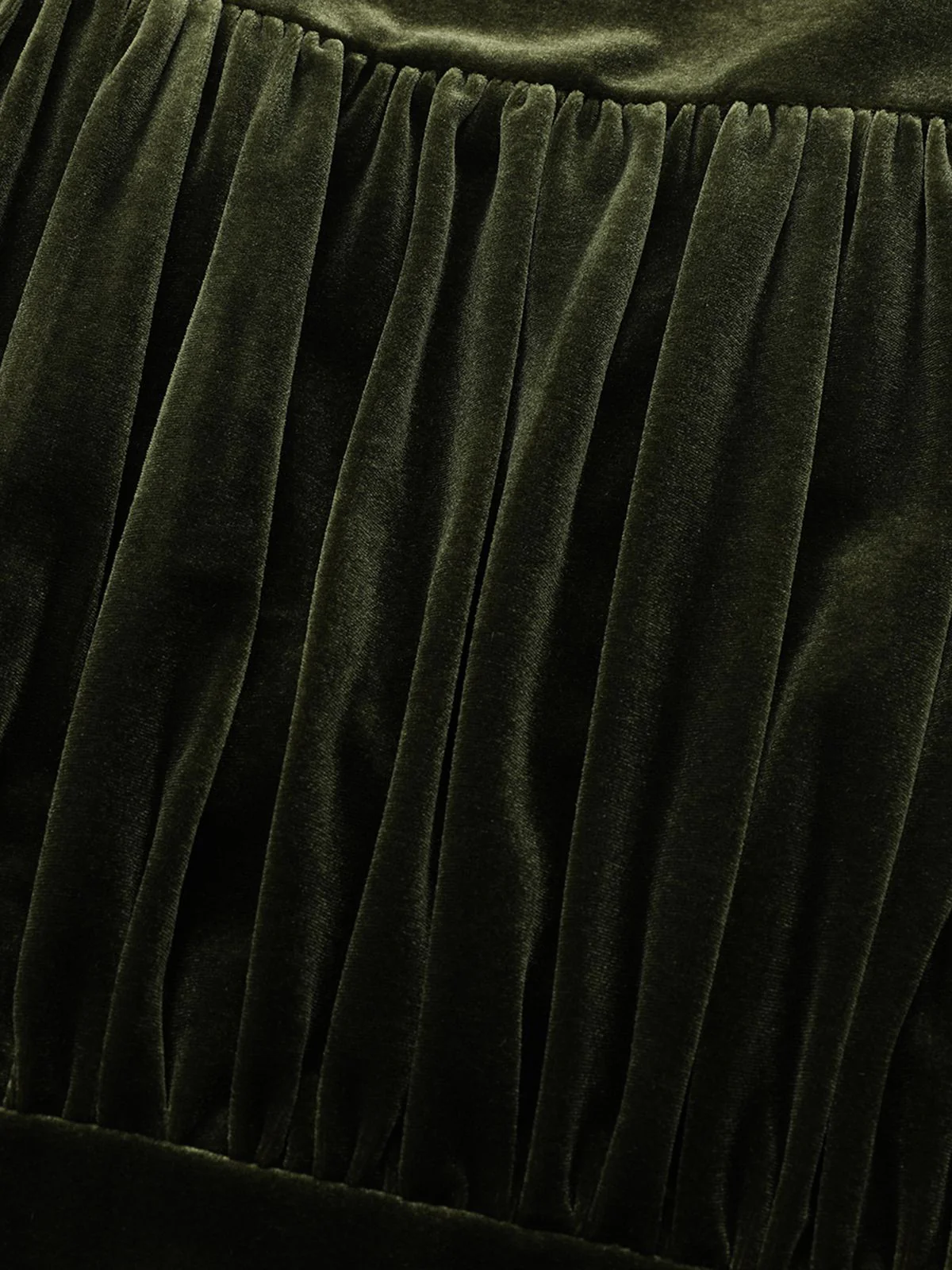 Green 1940s Velvet Deep-V Puff Sleeve Ruched Dress - Image 11