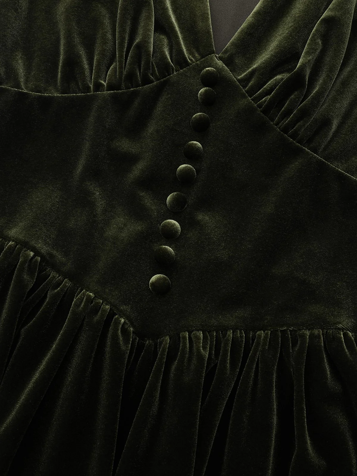 Green 1940s Velvet Deep-V Puff Sleeve Ruched Dress - Image 15