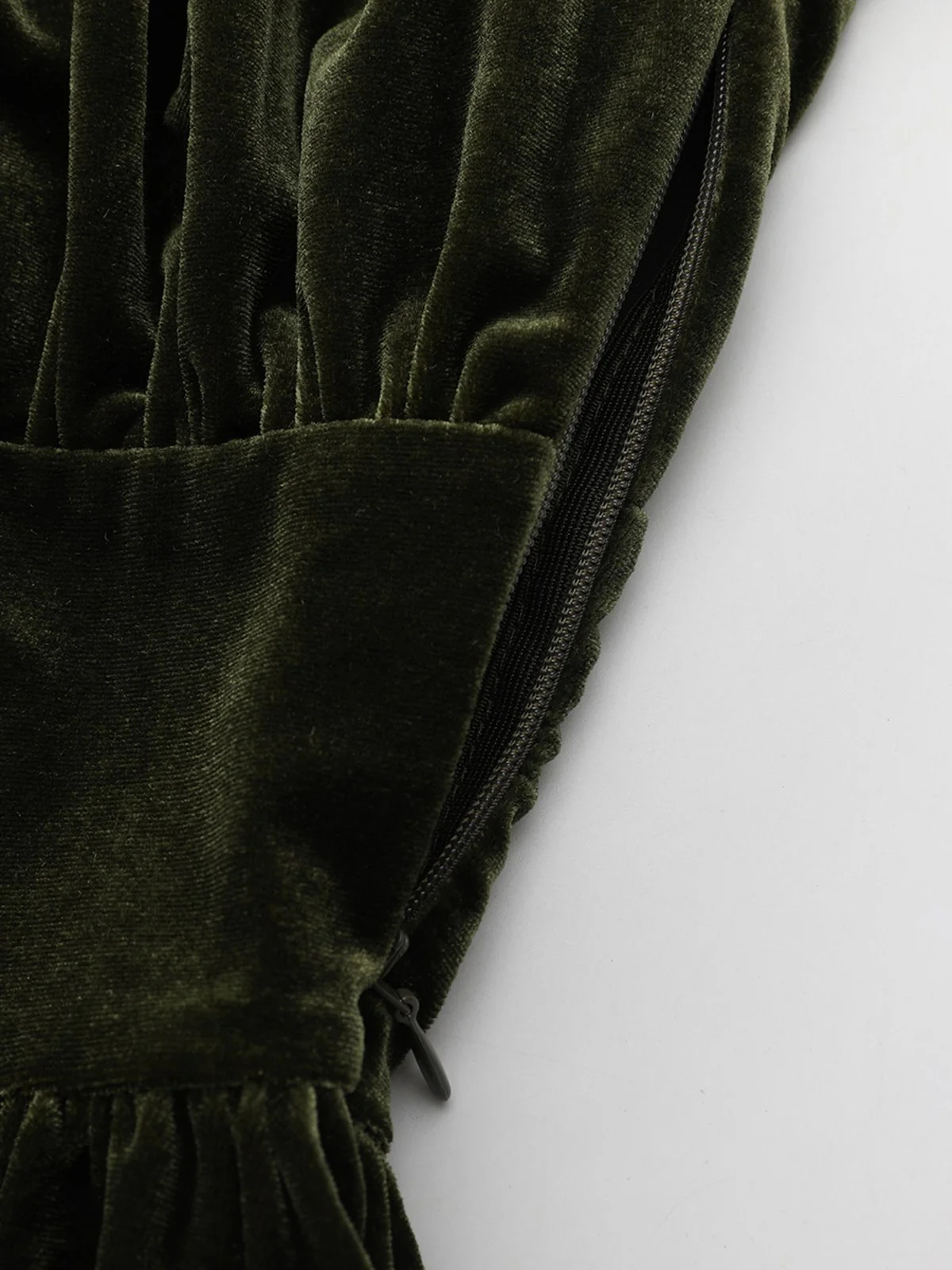 Green 1940s Velvet Deep-V Puff Sleeve Ruched Dress - Image 17