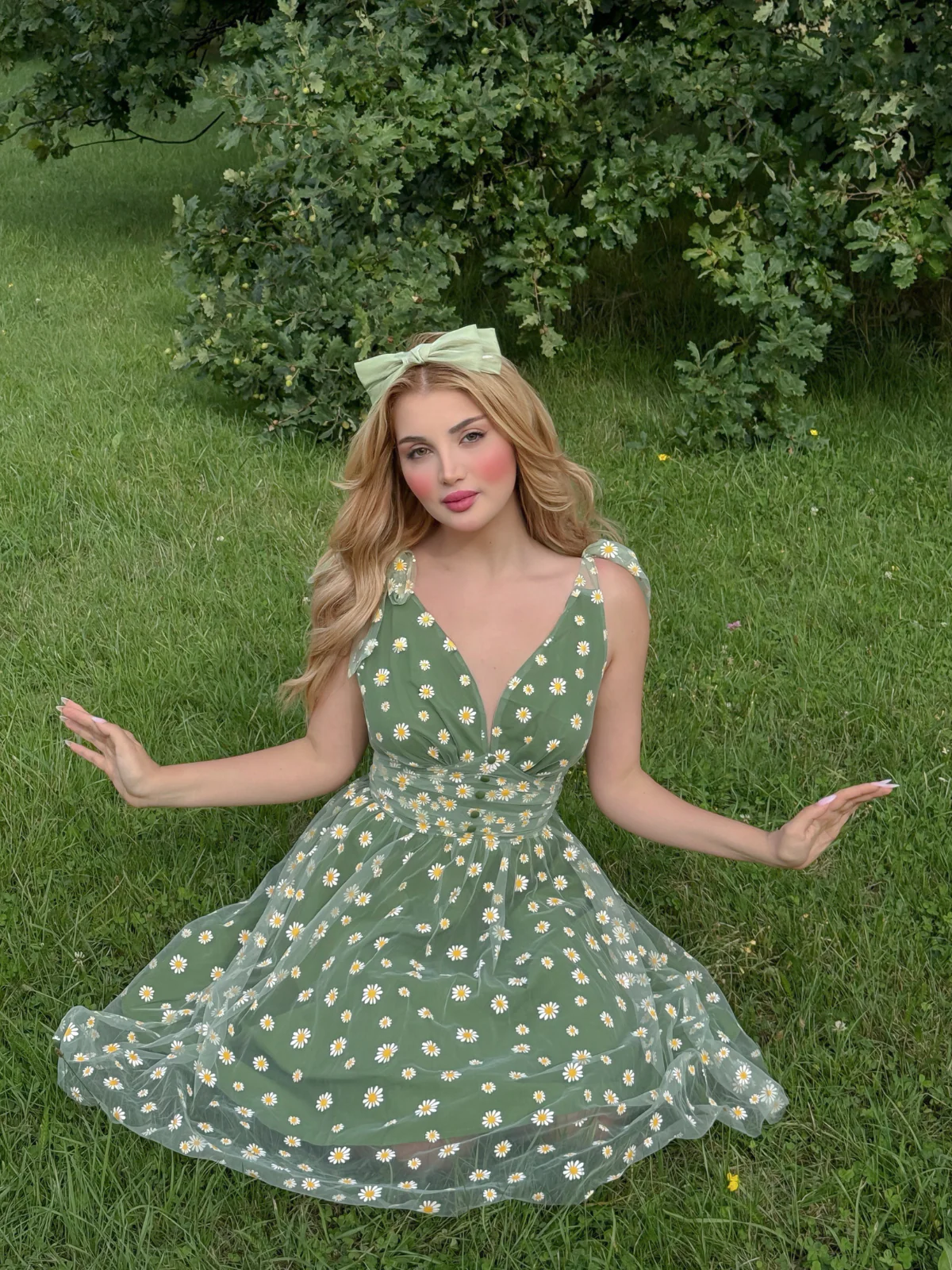 Green 1950s Daisy Mesh Swing Dress - Image 3