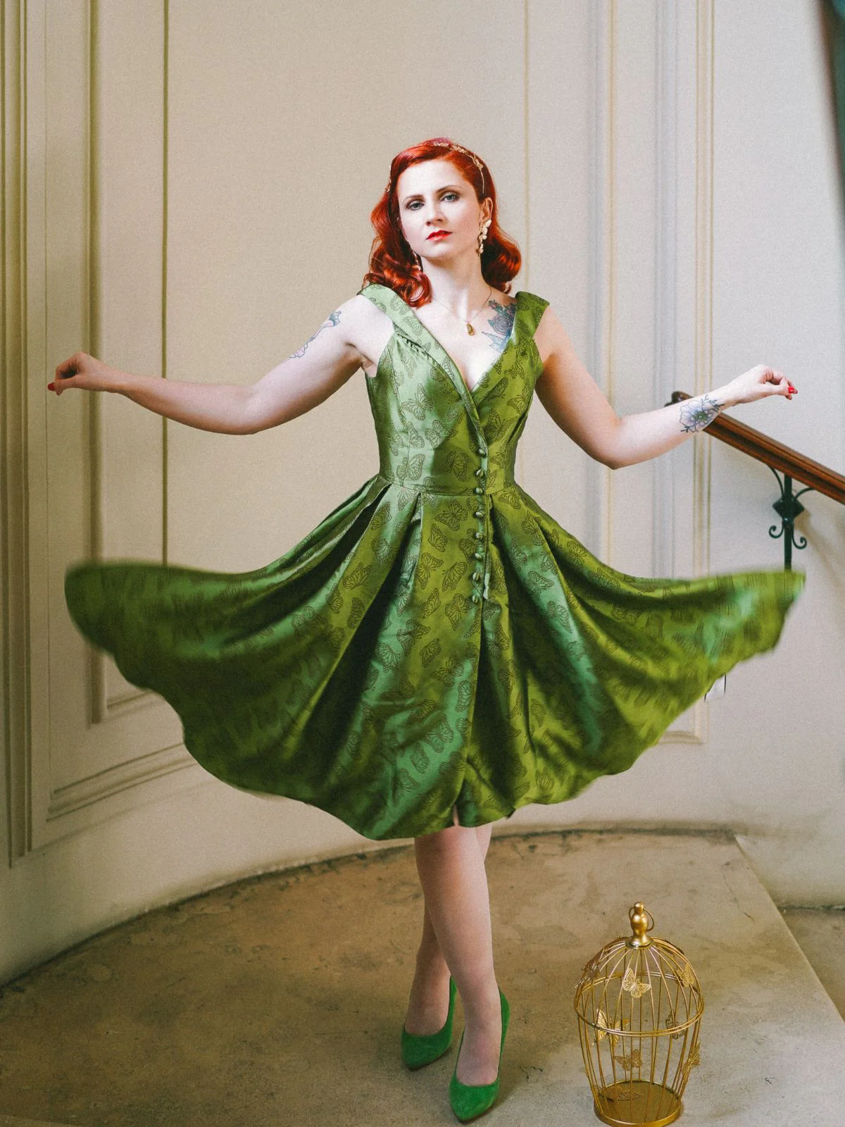 Green 1950s Off-Shoulder Vintage Dress - Image 3