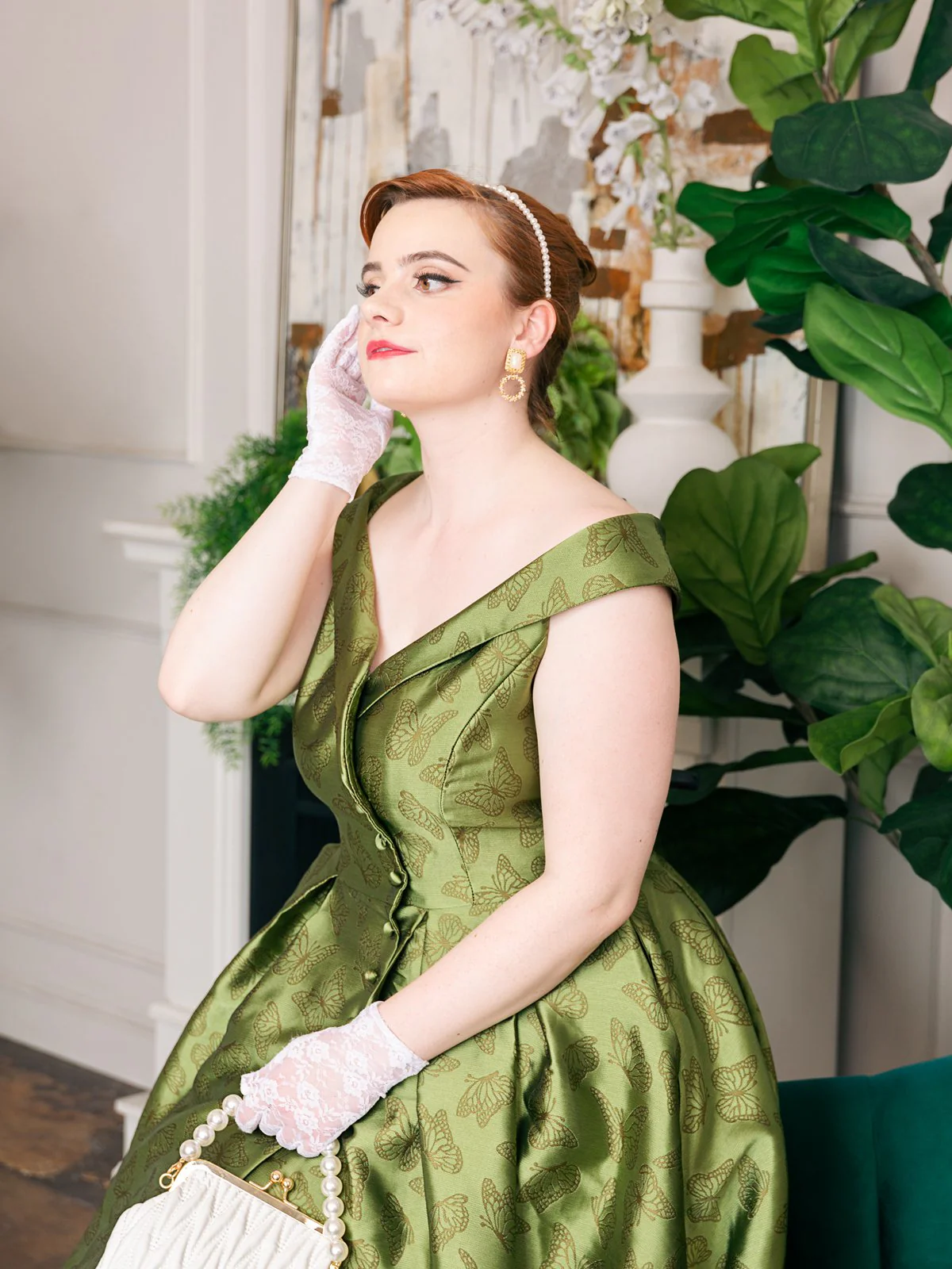 Green 1950s Off-Shoulder Vintage Dress - Image 2