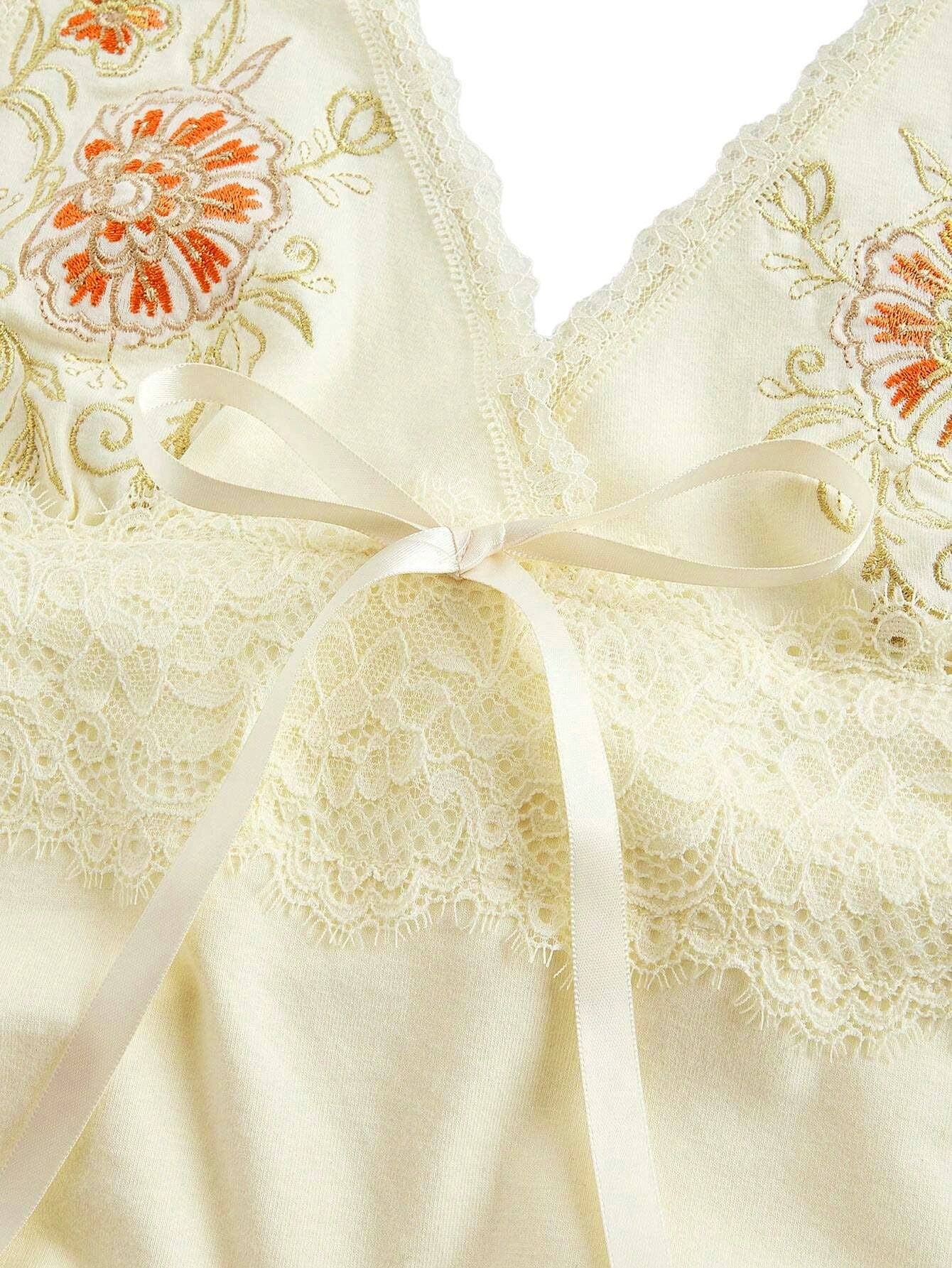 Ivory 1980s Embroidered Lace Floral Halter Top - Image 5