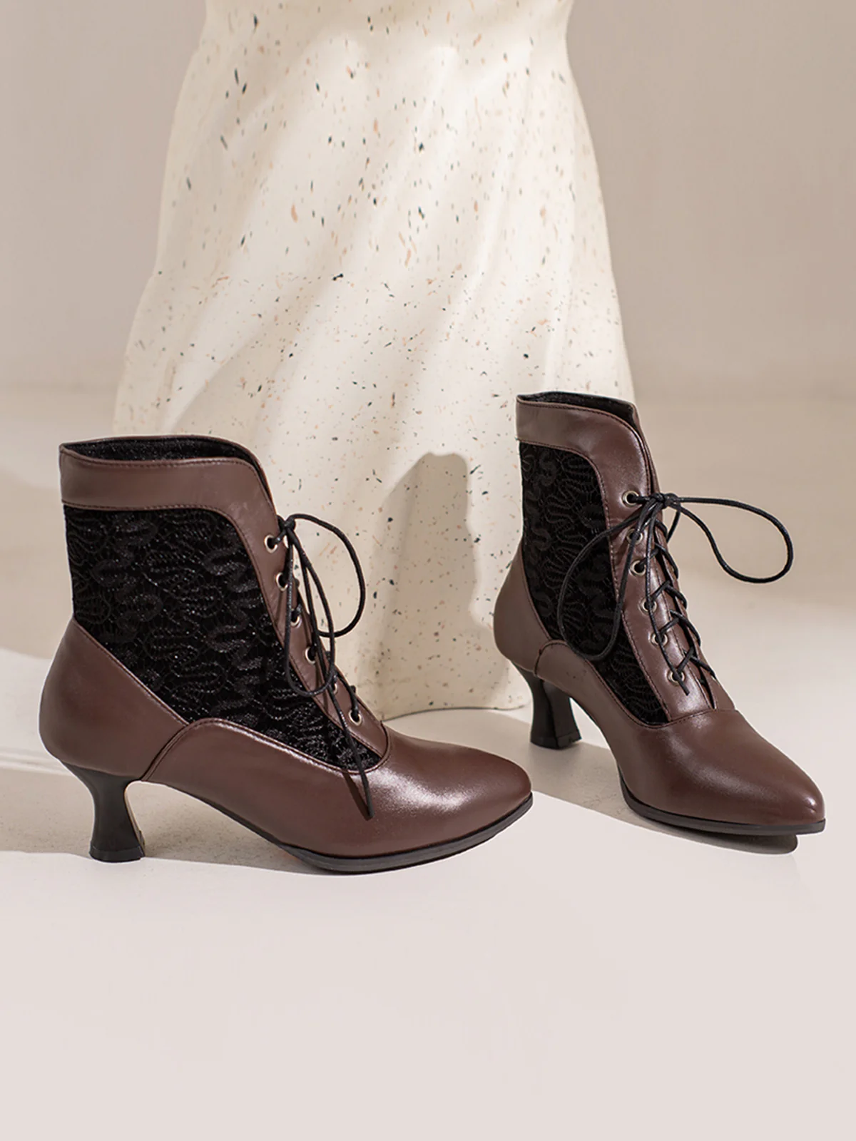 Lace Pointed Leather Heel Vintage Boots - Image 11