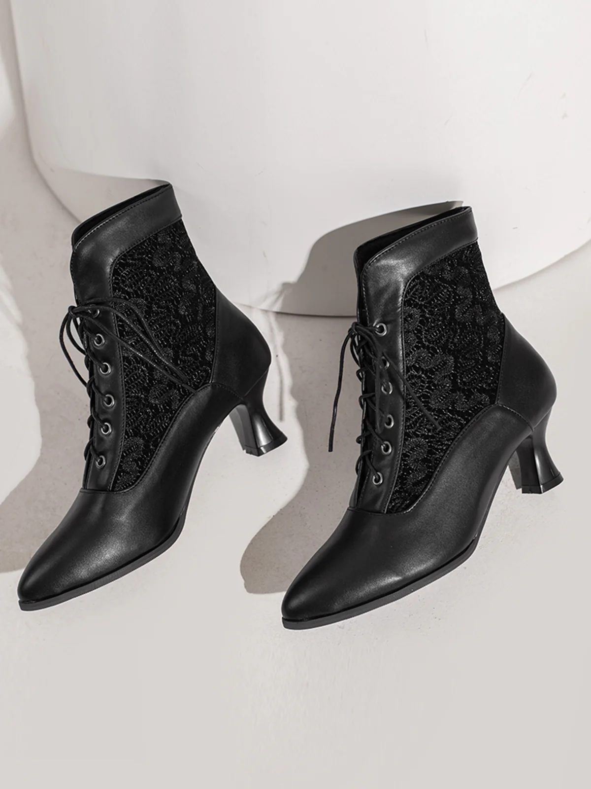 Lace Pointed Leather Heel Vintage Boots - Image 6