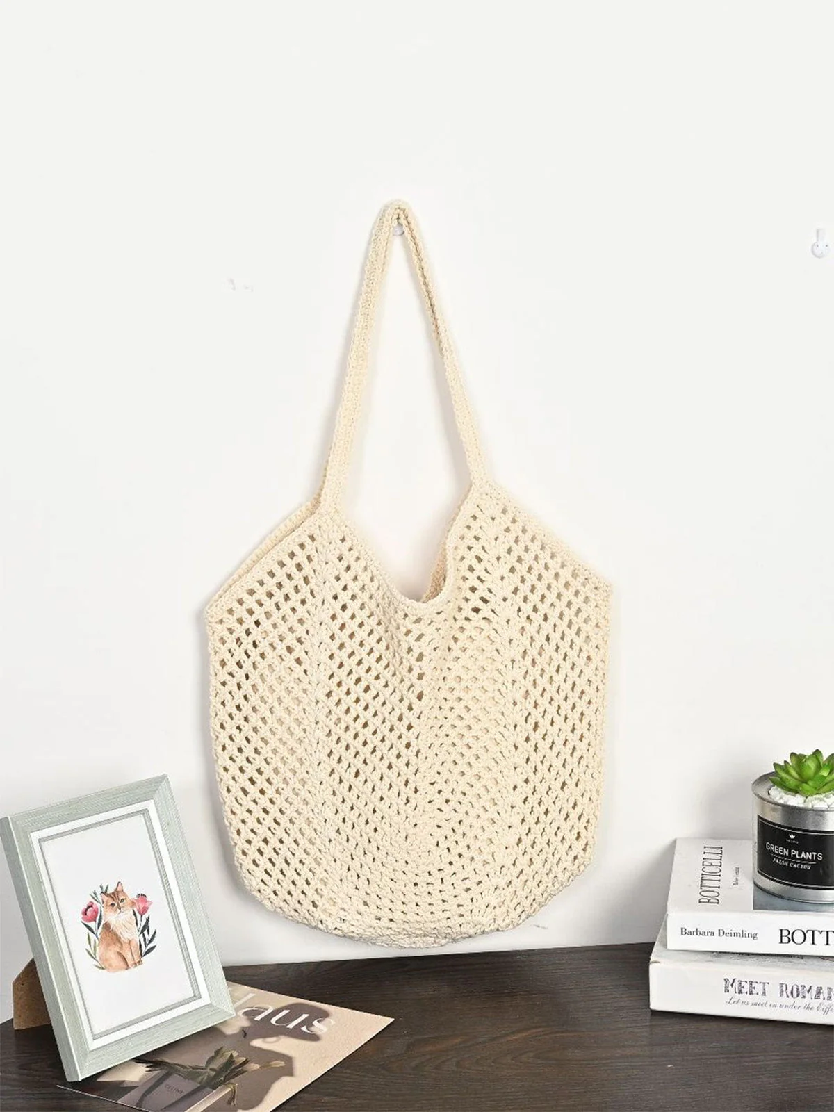 Large-Capacity Woven Straw Bag - Image 5