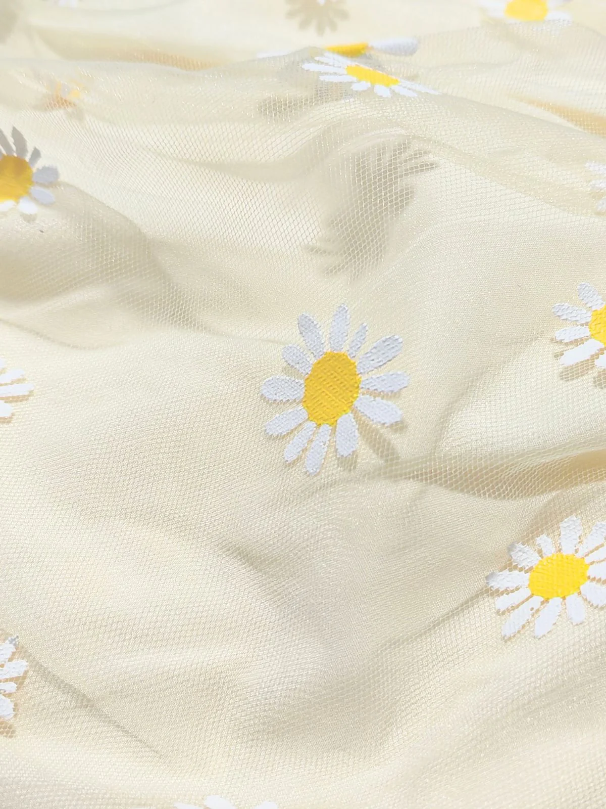 Light Yellow 1950s Daisy Embroidered Smocked Tulle Midi Dress - Image 4