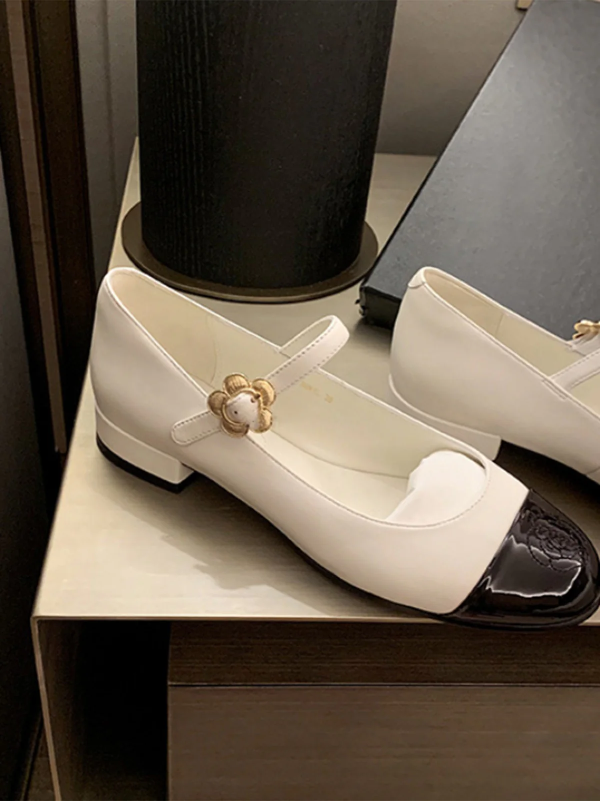 Mary Jane Thick Heel Leather Shoes - Image 10