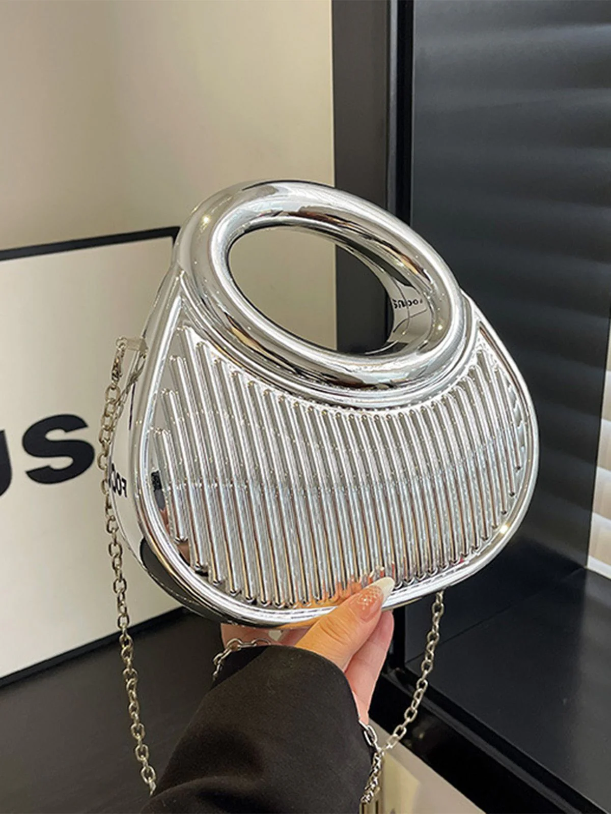 Metallic Top-Handle Chain Crossbody Bag - Image 6