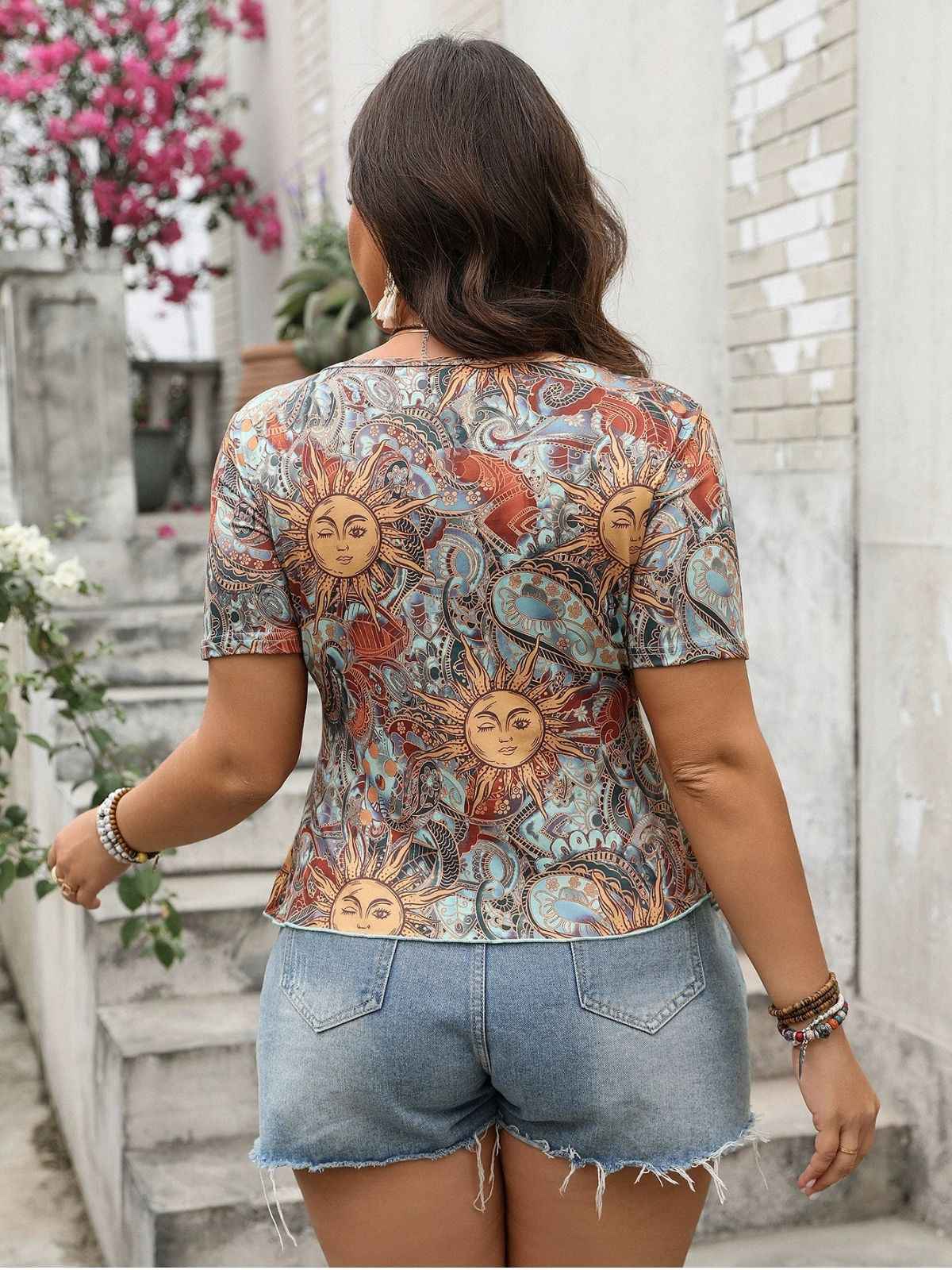 [Plus Size] Multicolor 1970S Boho Sun Print Bow Front Top - Image 4
