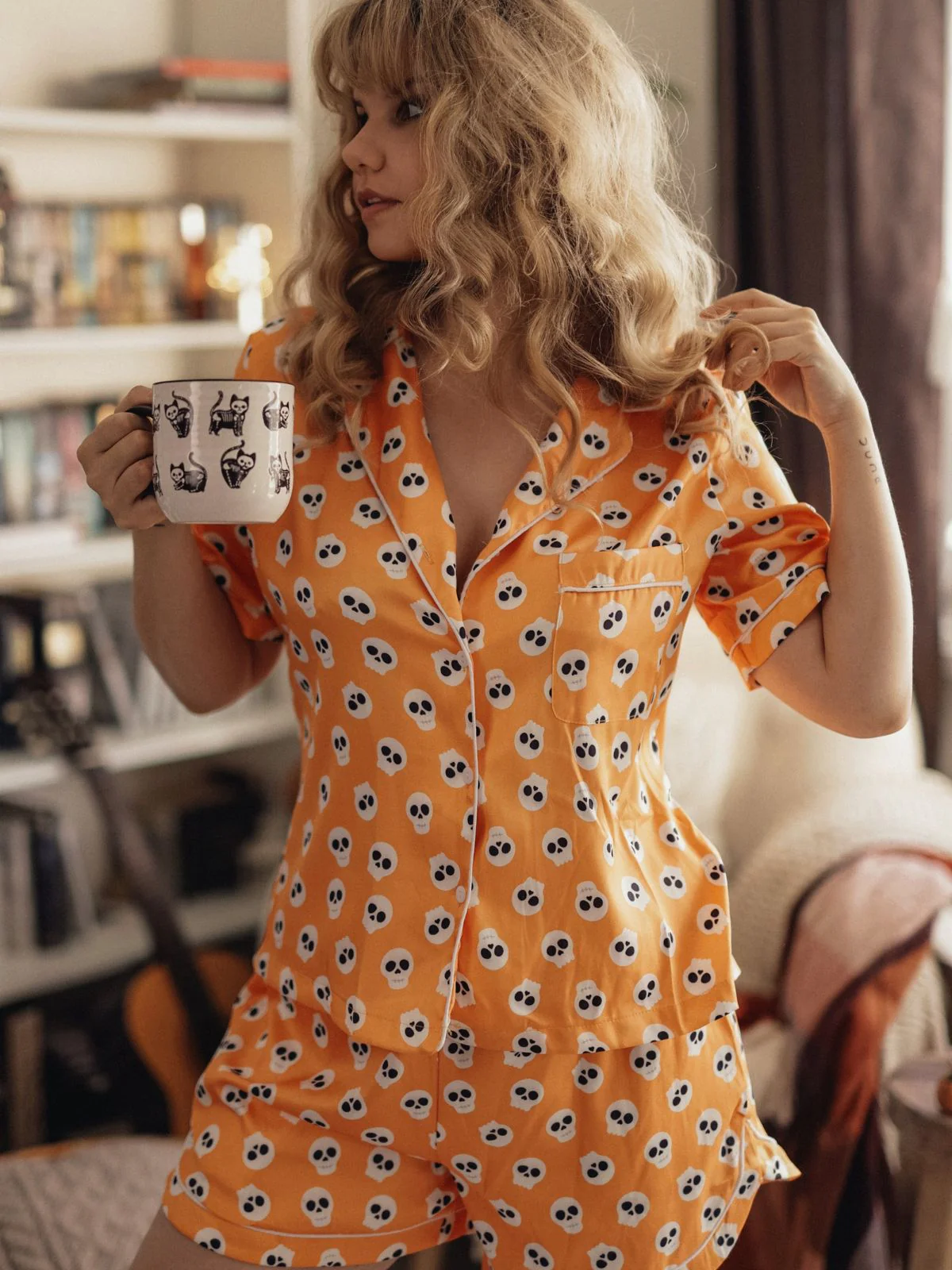 Orange 1970s Halloween Cartoon Skull Pajamas - Image 3