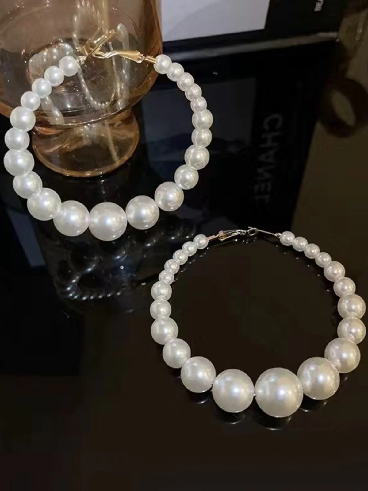 Pearl Large Hoop Vintage Earrings - Image 8