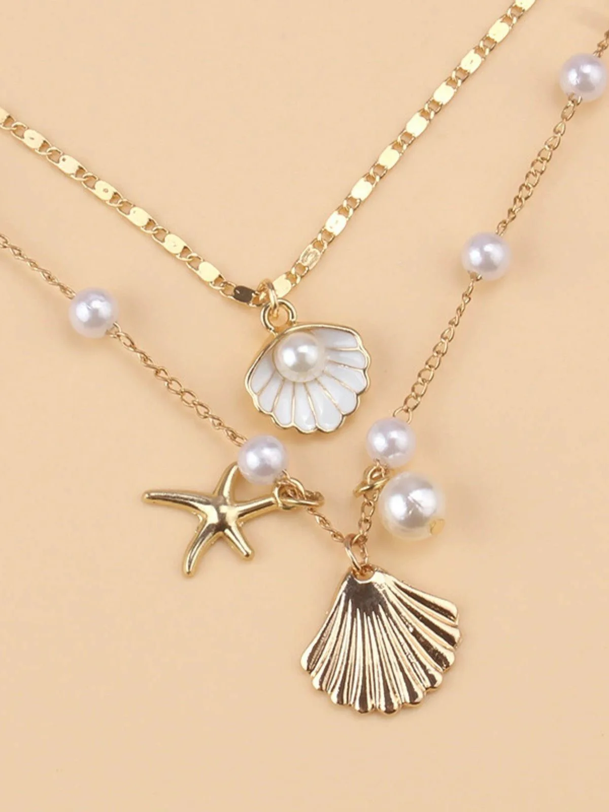 Pentagram Pearl Shell Necklace - Image 3