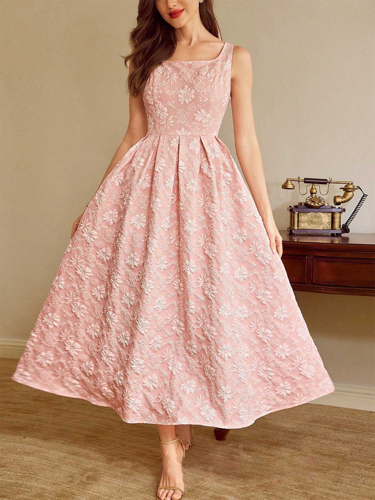 Pink 1930s Floral Jacquard Sleeveless Maxi Dress - Image 7