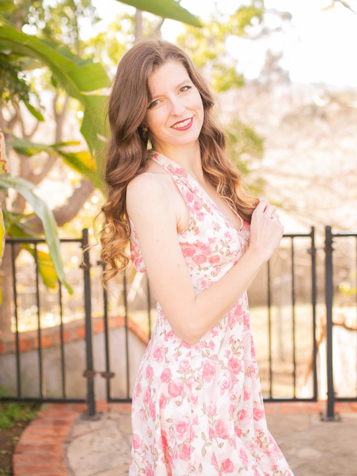 Pink 1950s Floral V-Neck Dress - Image 2