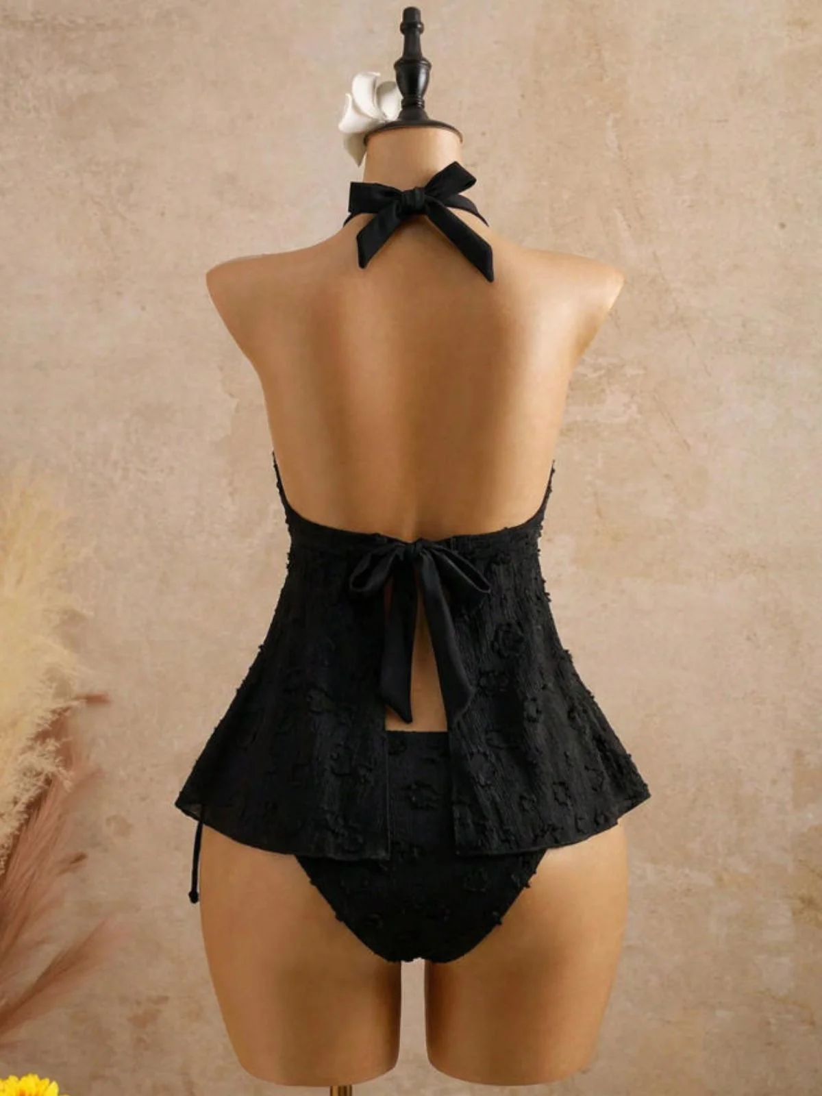 1950s Halter Textured Floral Deep V Tankini Set - Image 3