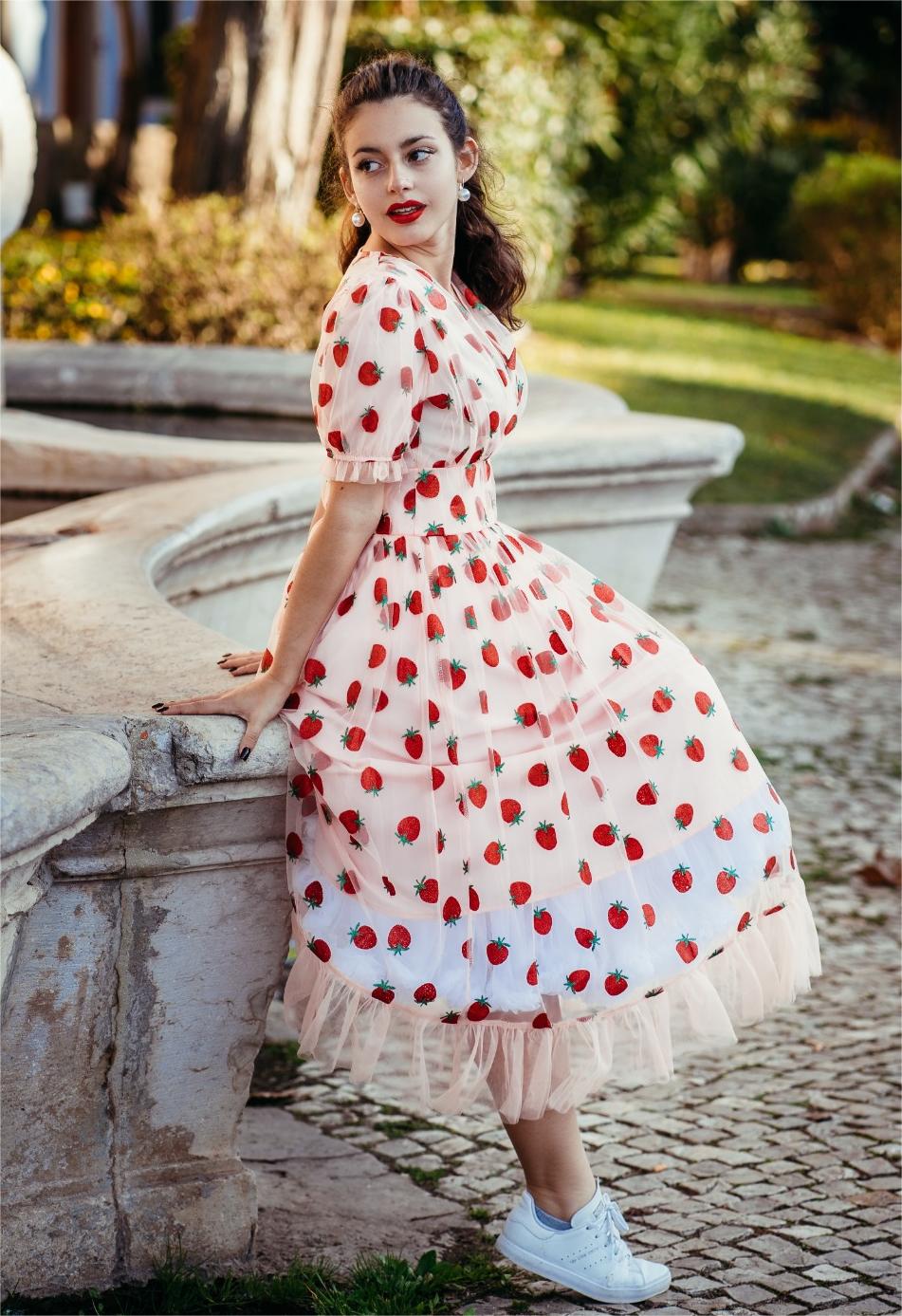 Pink 1950s Lace Strawberry Swing Dress - Image 2