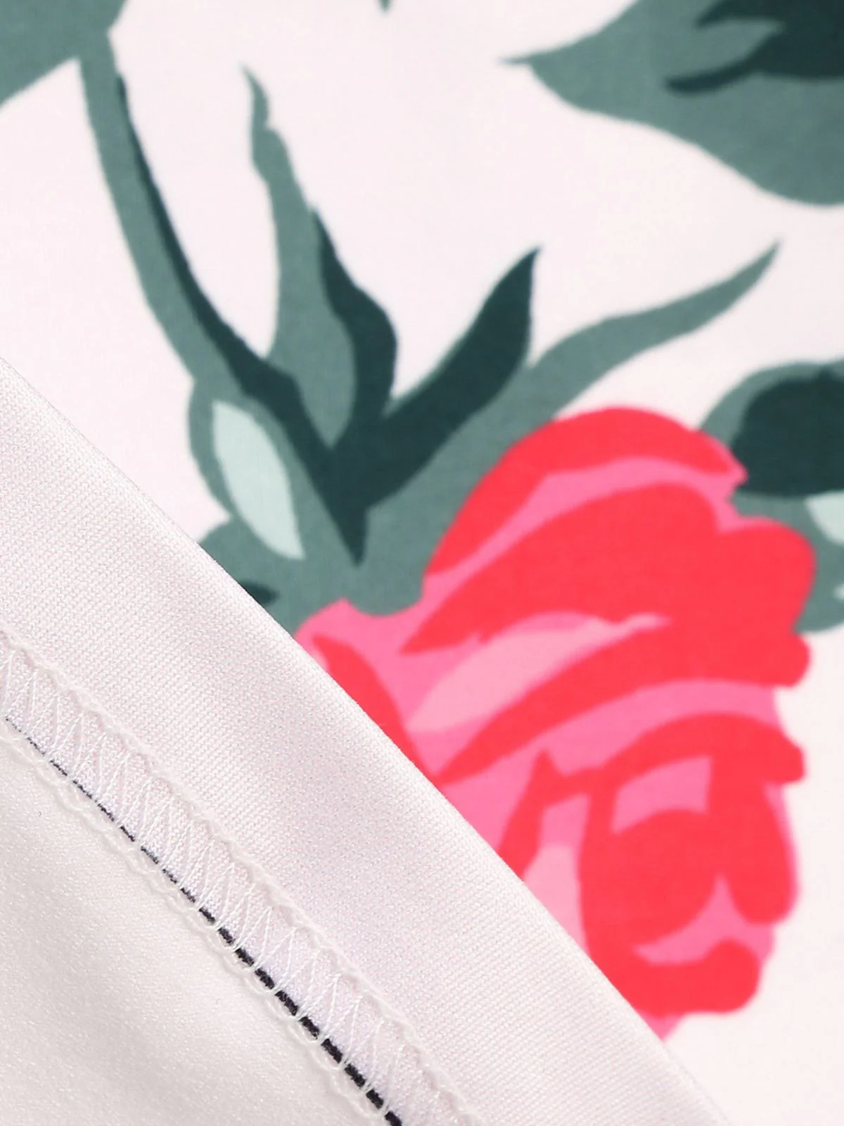 Pink 1950s Rose & Green Leaf Swing Dress - Image 10