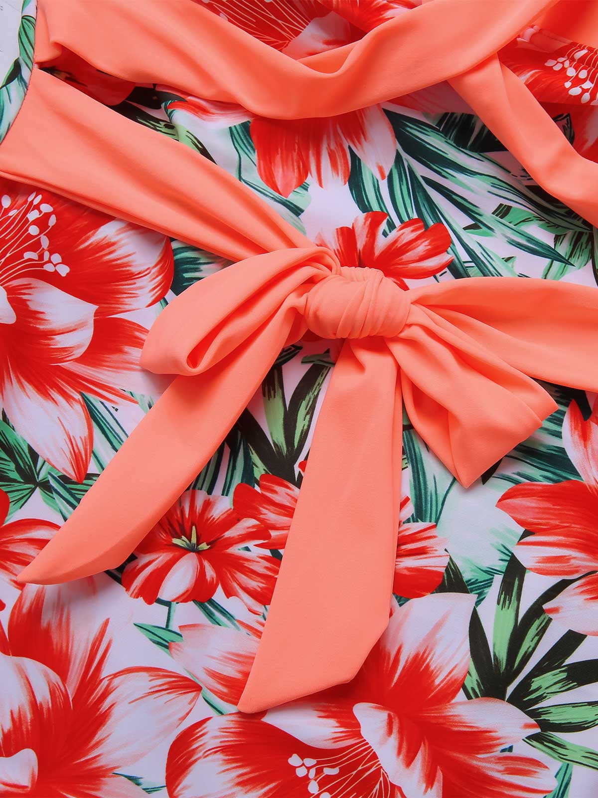 [Plus Size] 1940s Strap Flowers One-Piece Swimsuit - Image 6