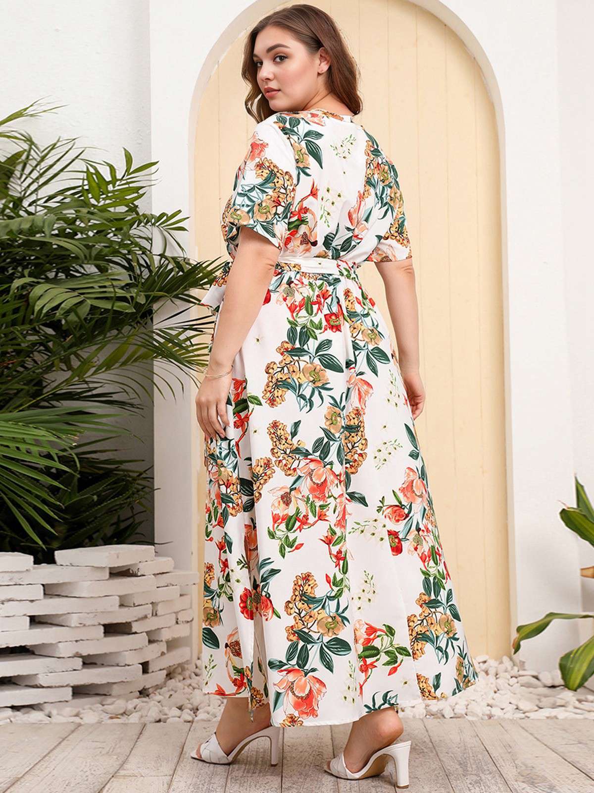 [Plus Size] 1940s Surplice V-Neck Belted Floral Dress - Image 3
