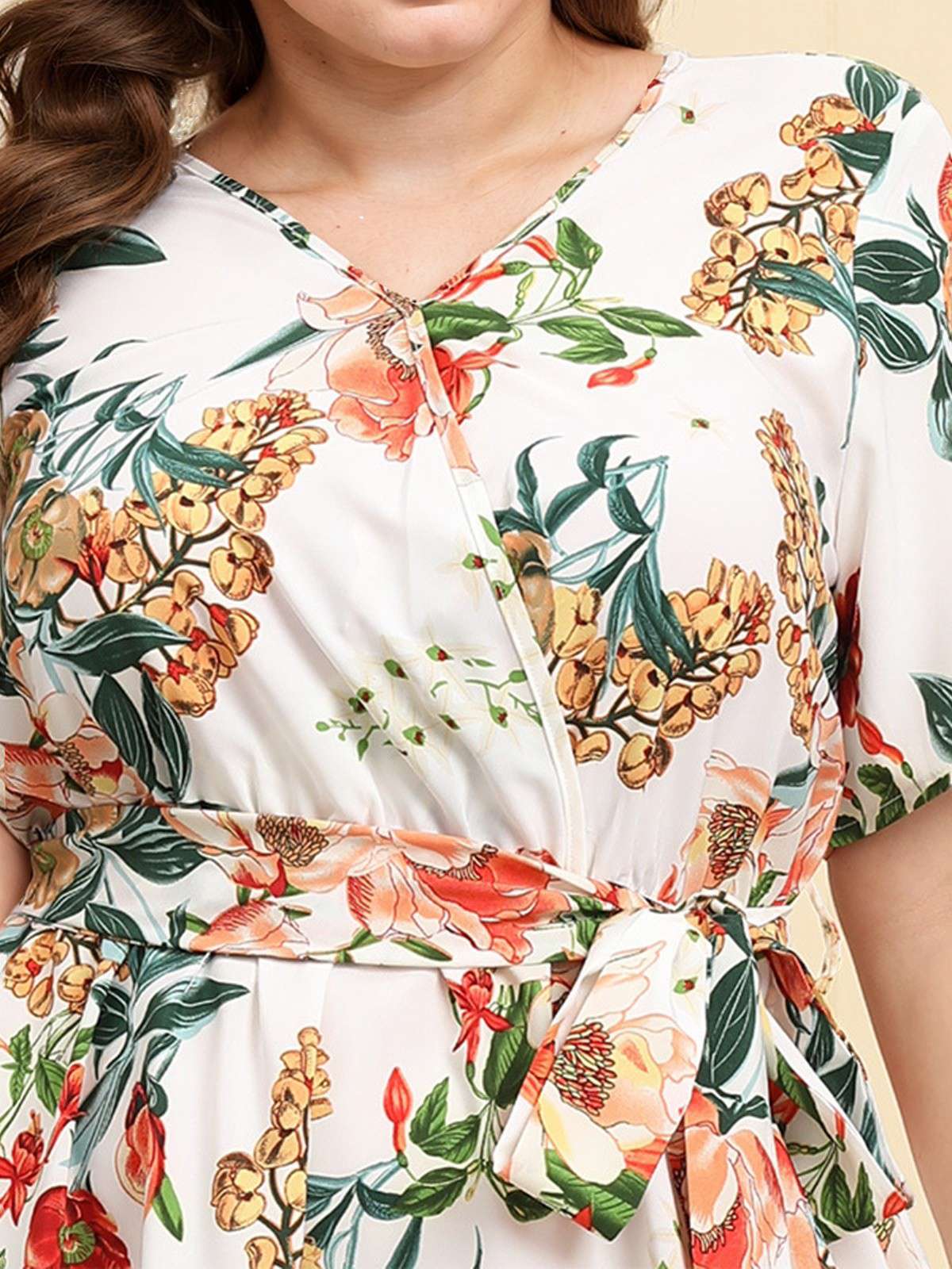 [Plus Size] 1940s Surplice V-Neck Belted Floral Dress - Image 5