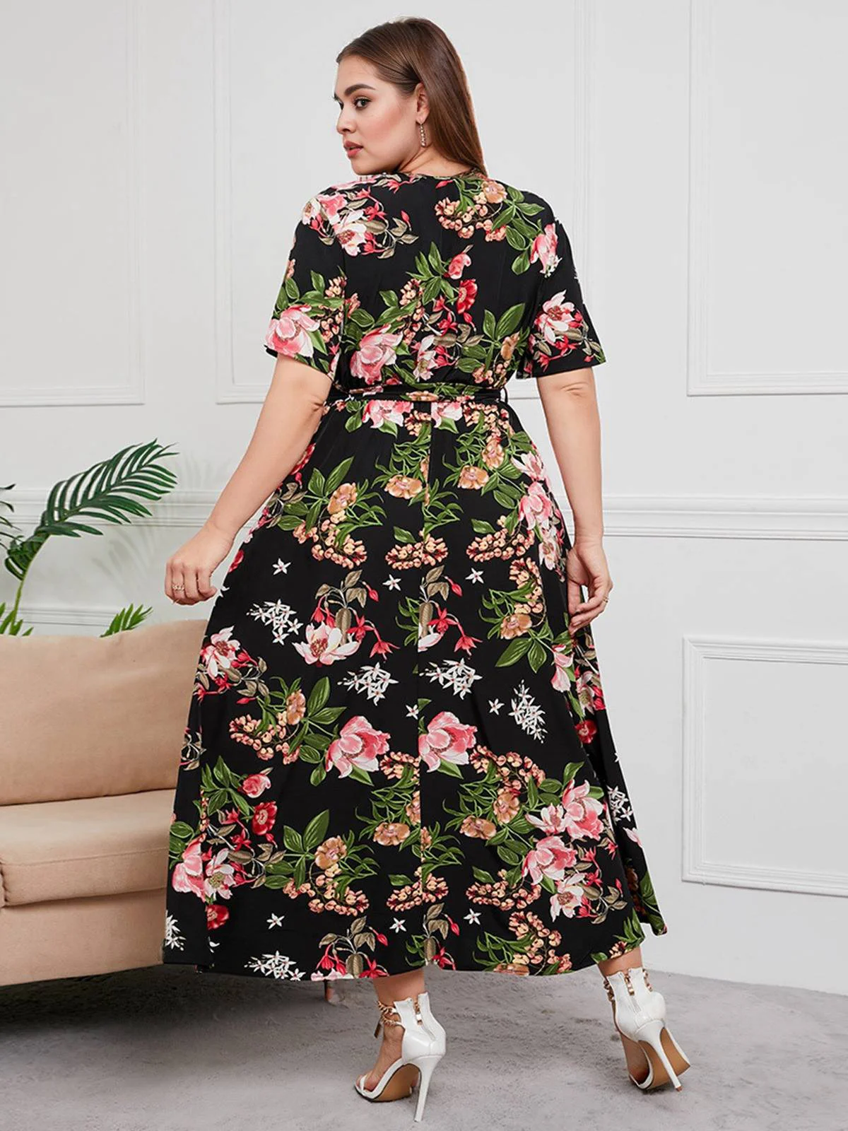 [Plus Size] 1940s Surplice V-Neck Belted Floral Dress - Image 8