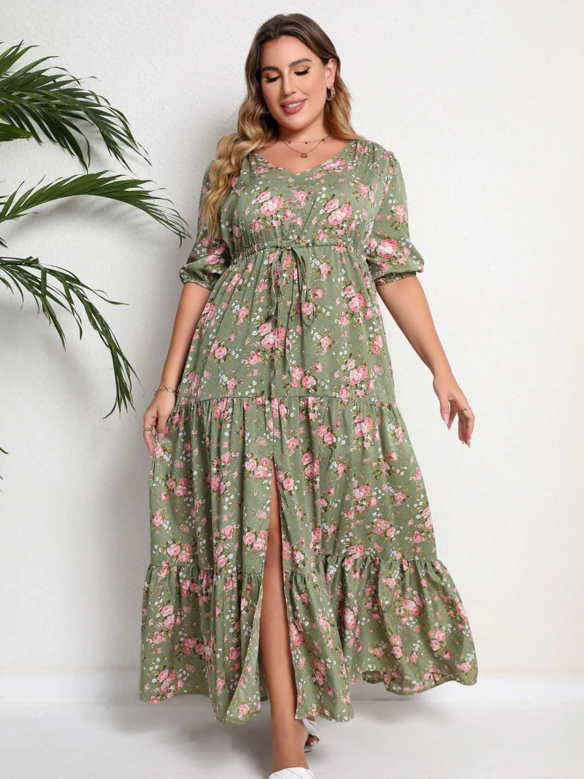 [Plus Size] 1970s Green Floral V-Neck Tiered Maxi Dress - Image 2