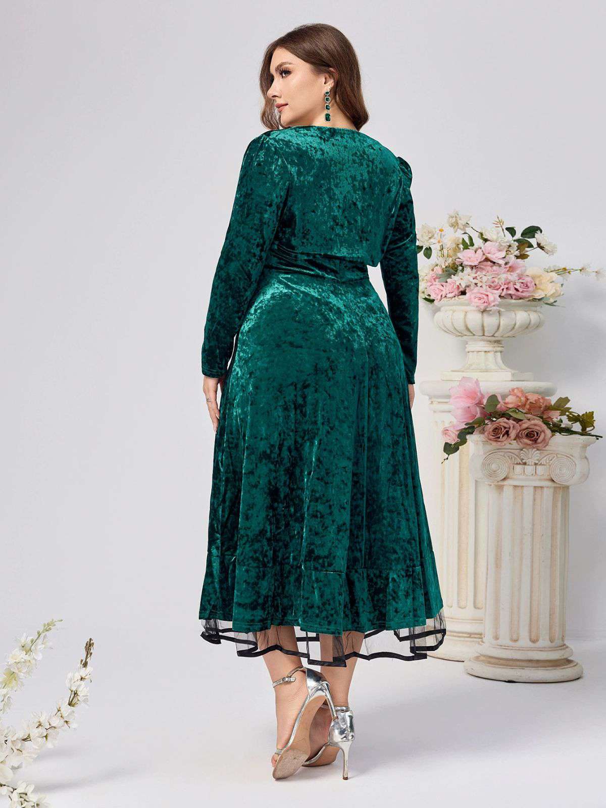 [Plus Size] 2PCS Green 1940s Velvet Sweetheart Mesh Dress & Coat - Image 4