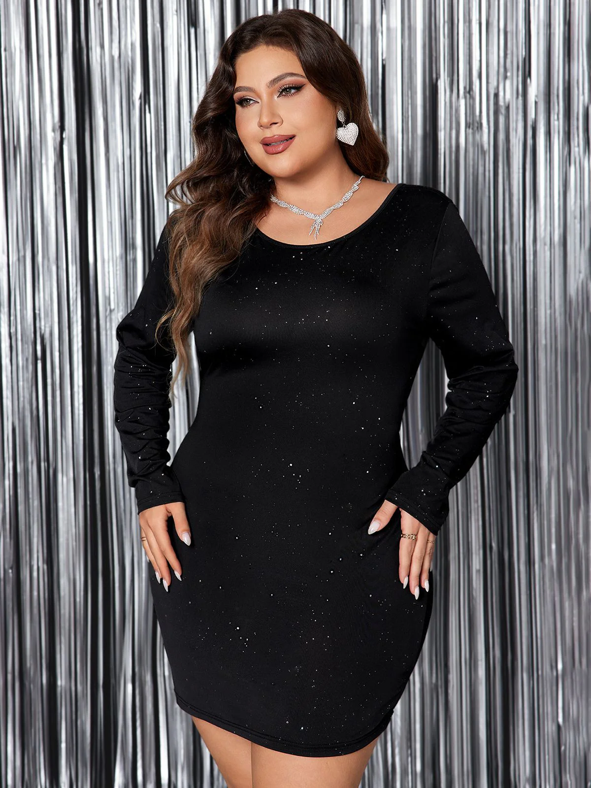 [Plus Size] Black 1970s Back Deep V Dress - Image 2