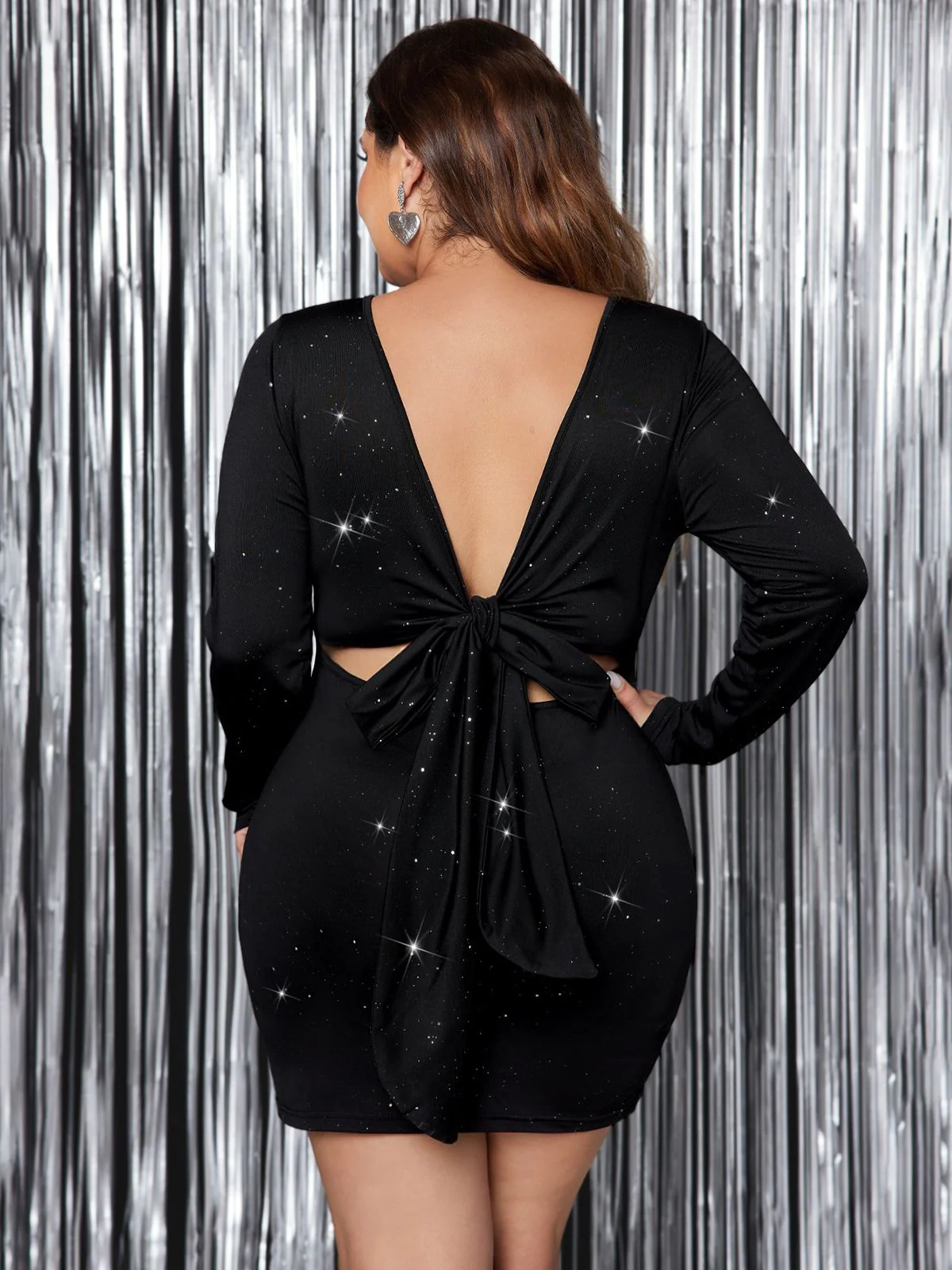 [Plus Size] Black 1970s Back Deep V Dress - Image 6