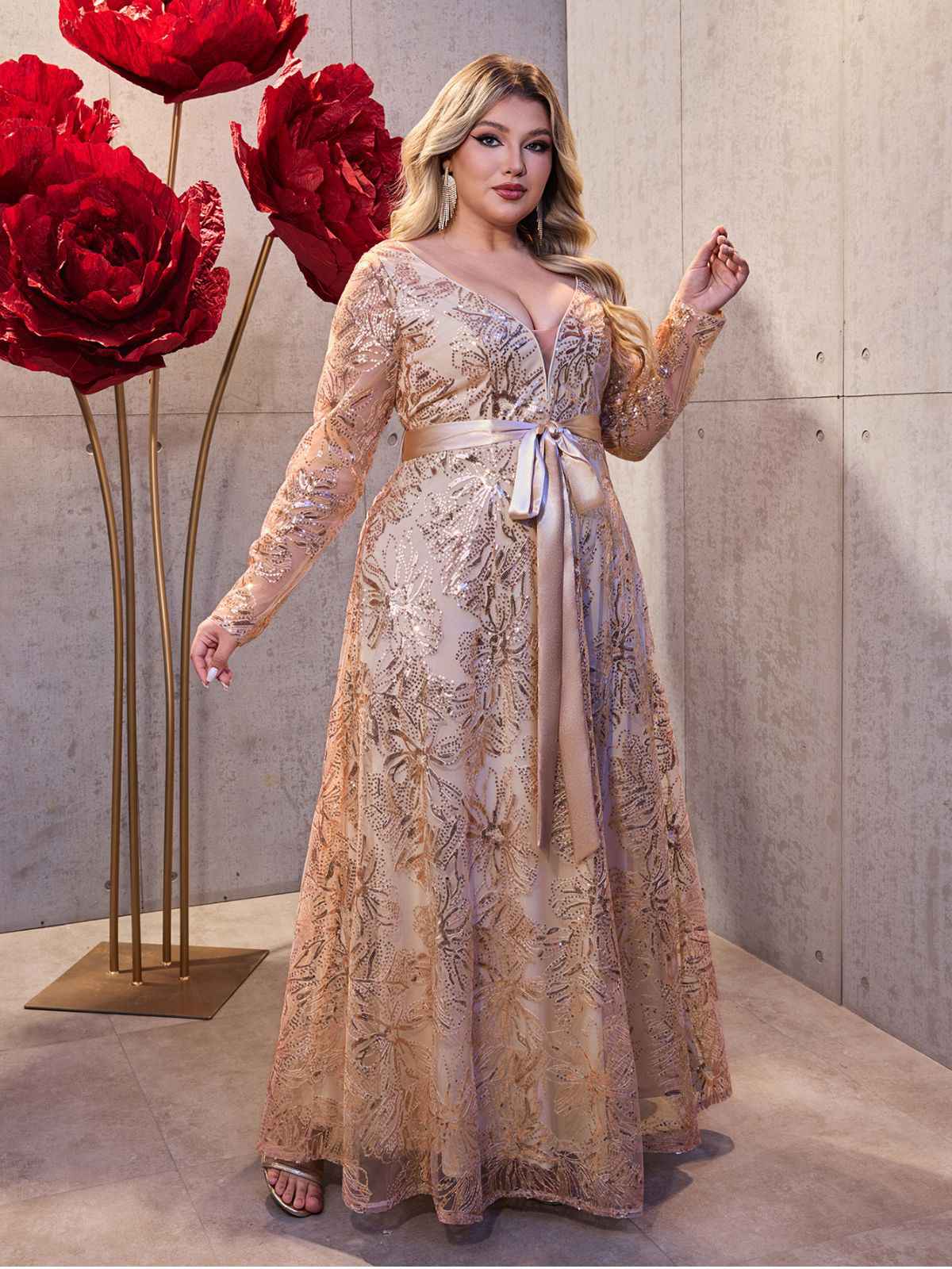[Plus Size] Gold 1930s Sequined Deep V-Neck Backless Mesh Dress - Image 5