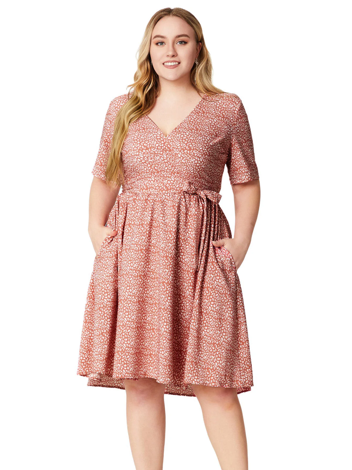 [Plus Size] Pink 1940s V-Neck Floral Pocketed Wrap Dress - Image 2