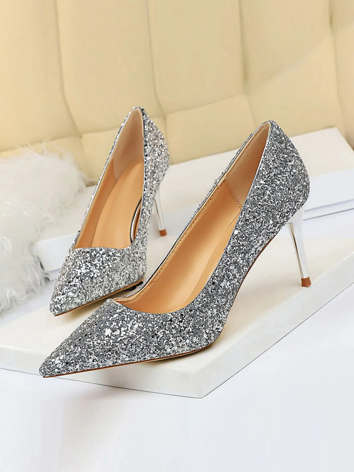 Pointed Toe Sequins Glitter High Heels Shoes - Image 10