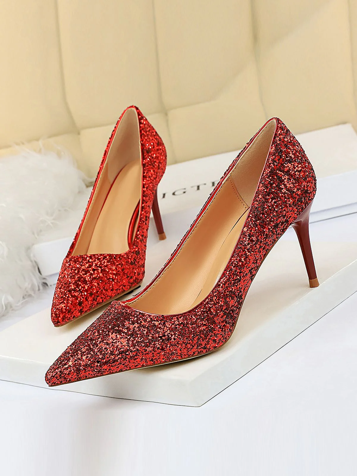 Pointed Toe Sequins Glitter High Heels Shoes - Image 2