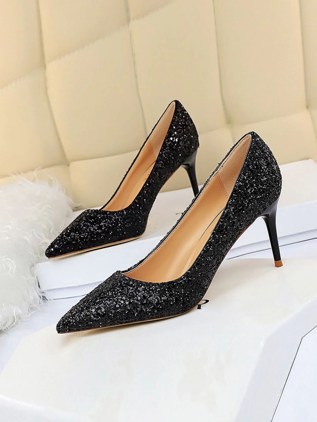 Pointed Toe Sequins Glitter High Heels Shoes - Image 7