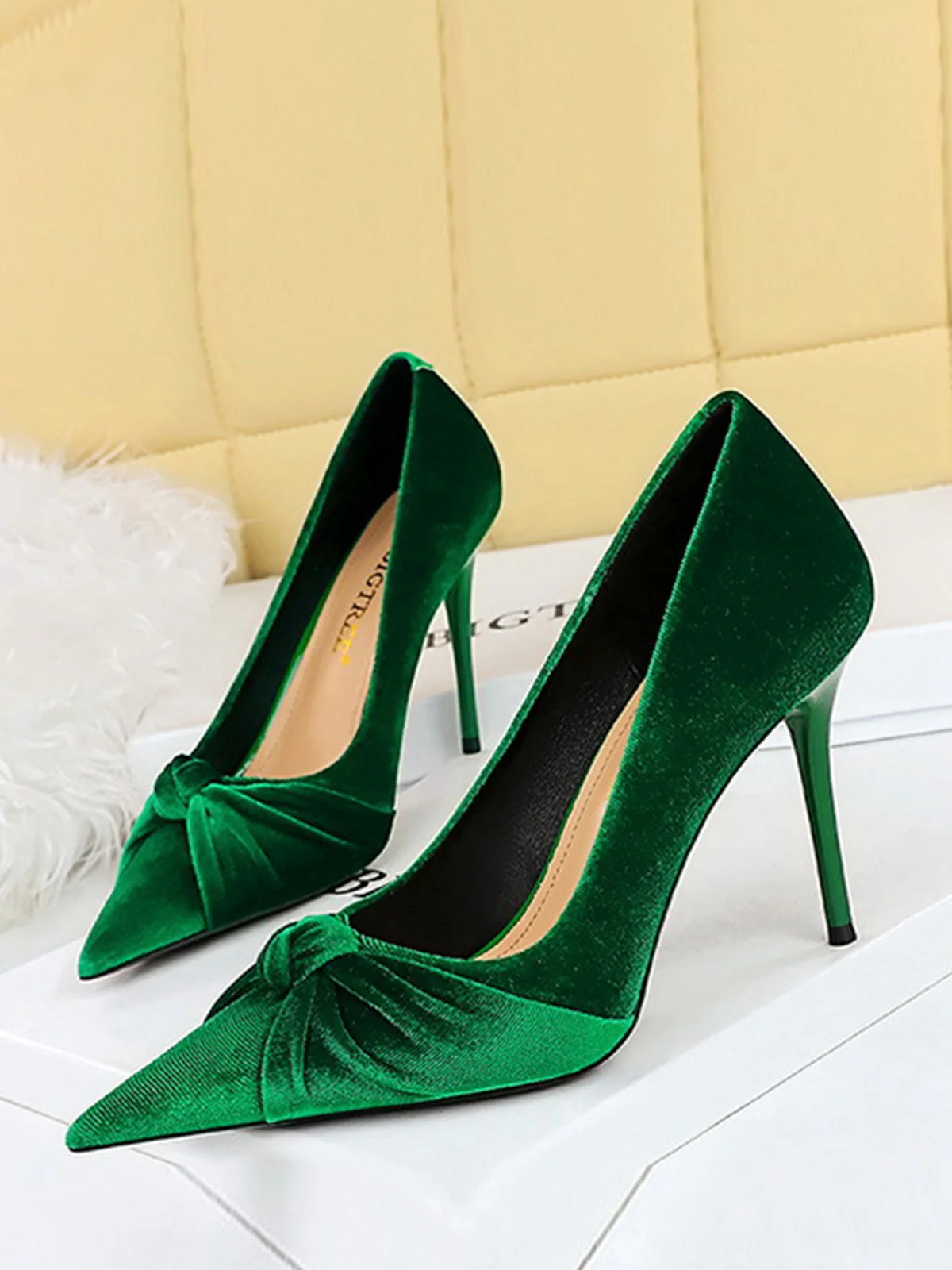 Pointed Toe Velvet Stiletto Heels Shoes - Image 4