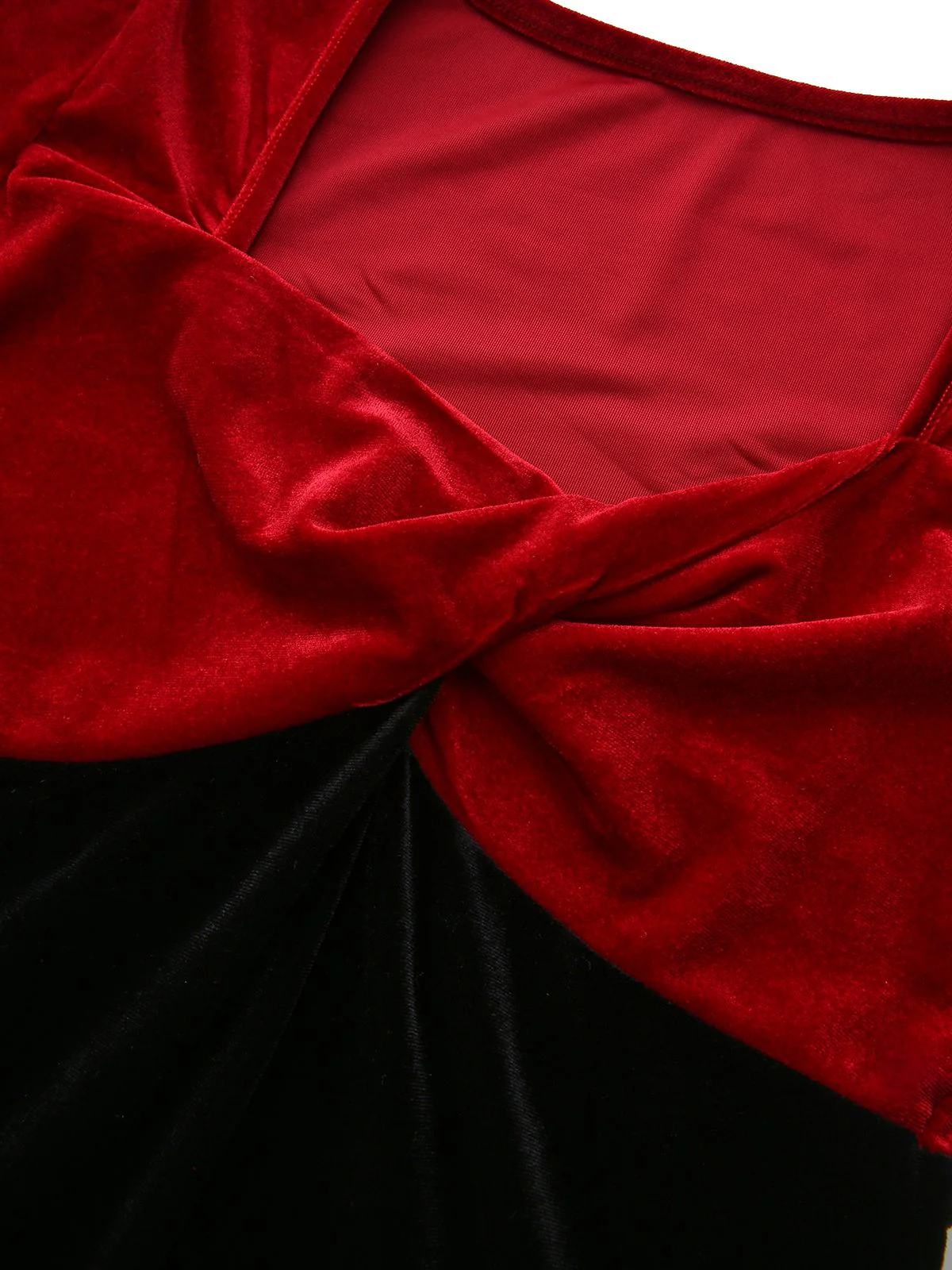 Red & Black 1960s Velvet Twisted V-Neck Bodycon Dress - Image 4