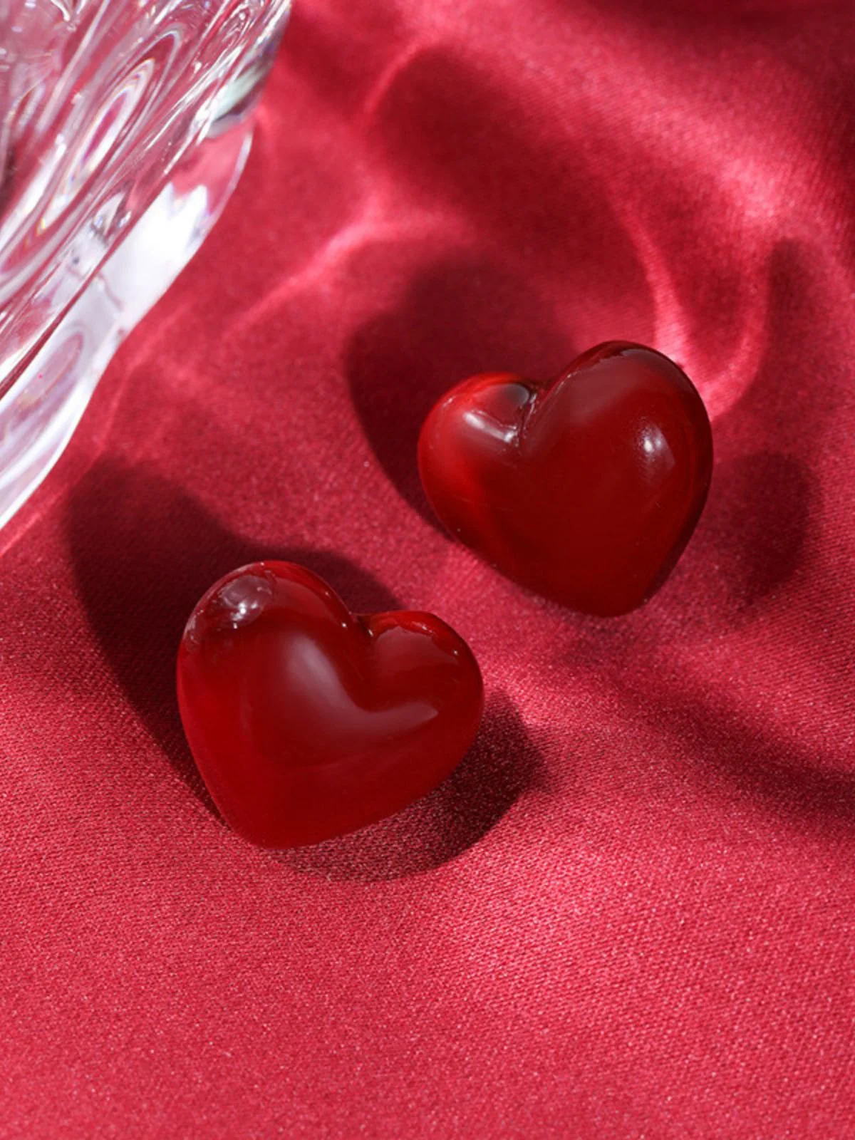Red Valentine's Day Heart Stud Earrings - Image 5