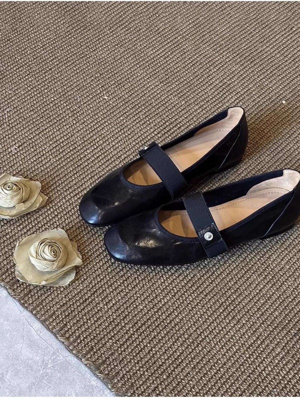 Removable 3D Floral Faux-Lambskin Mary Jane Flat Shoes - Image 6