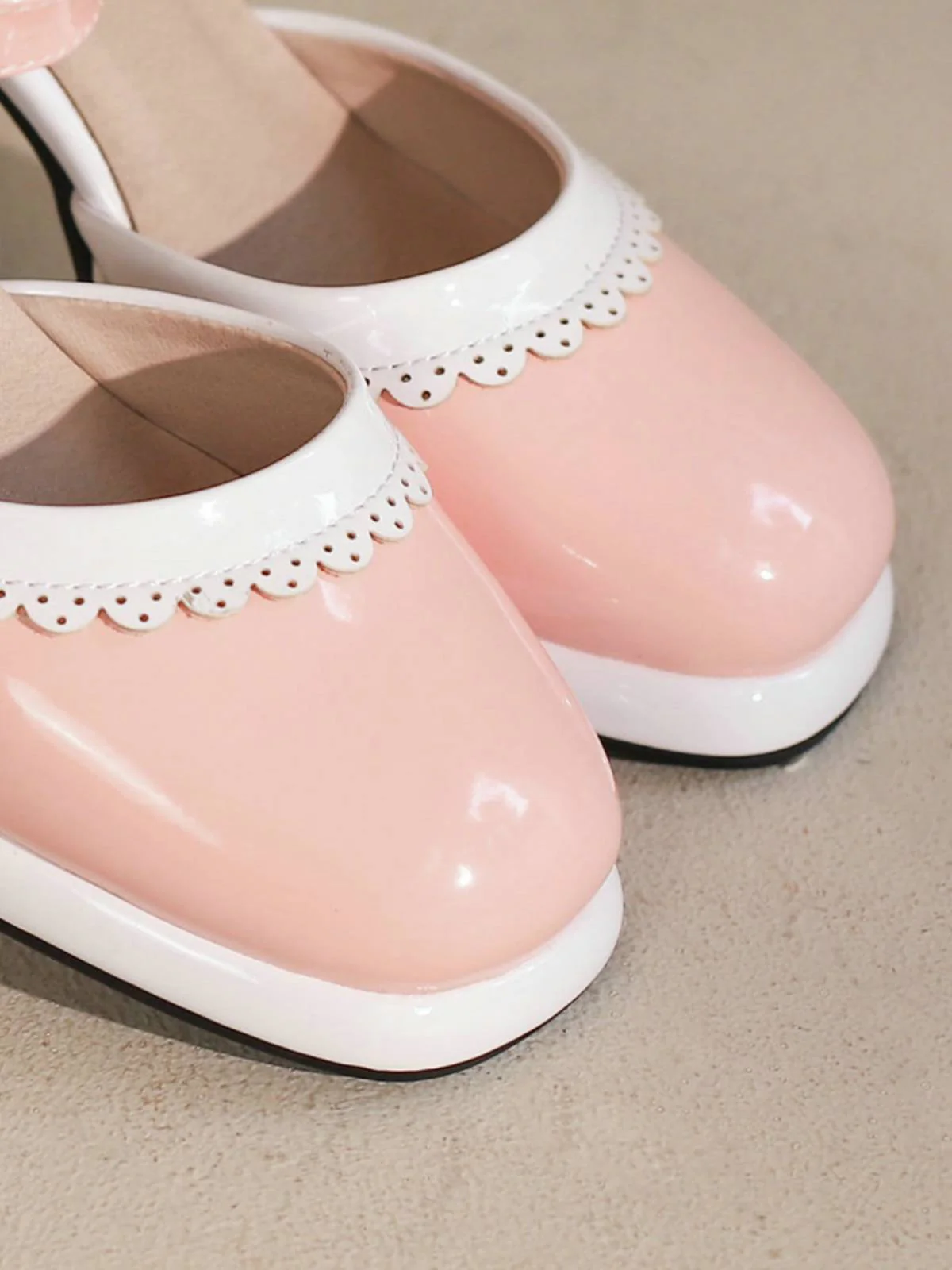 Retro Ankle Strap High Heels Shoes - Image 17