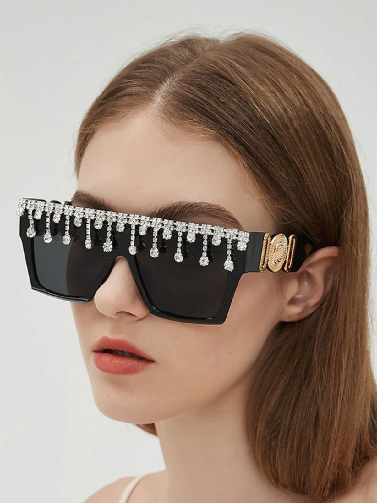 Retro Black Large Frame Diamond Sunglasses - Image 2