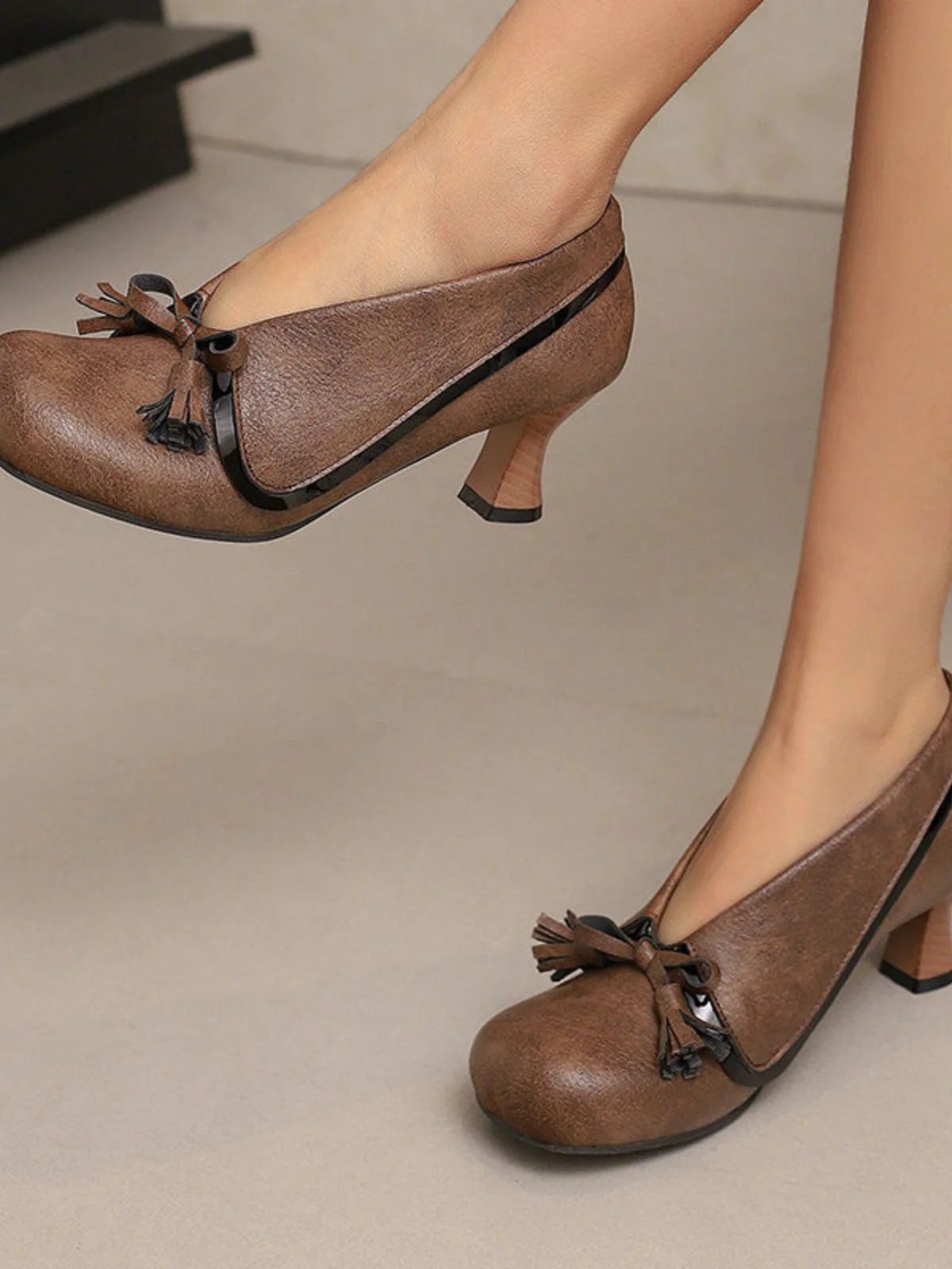 Retro Bow PU Round-Toe Chunky Heel Shoes - Image 20