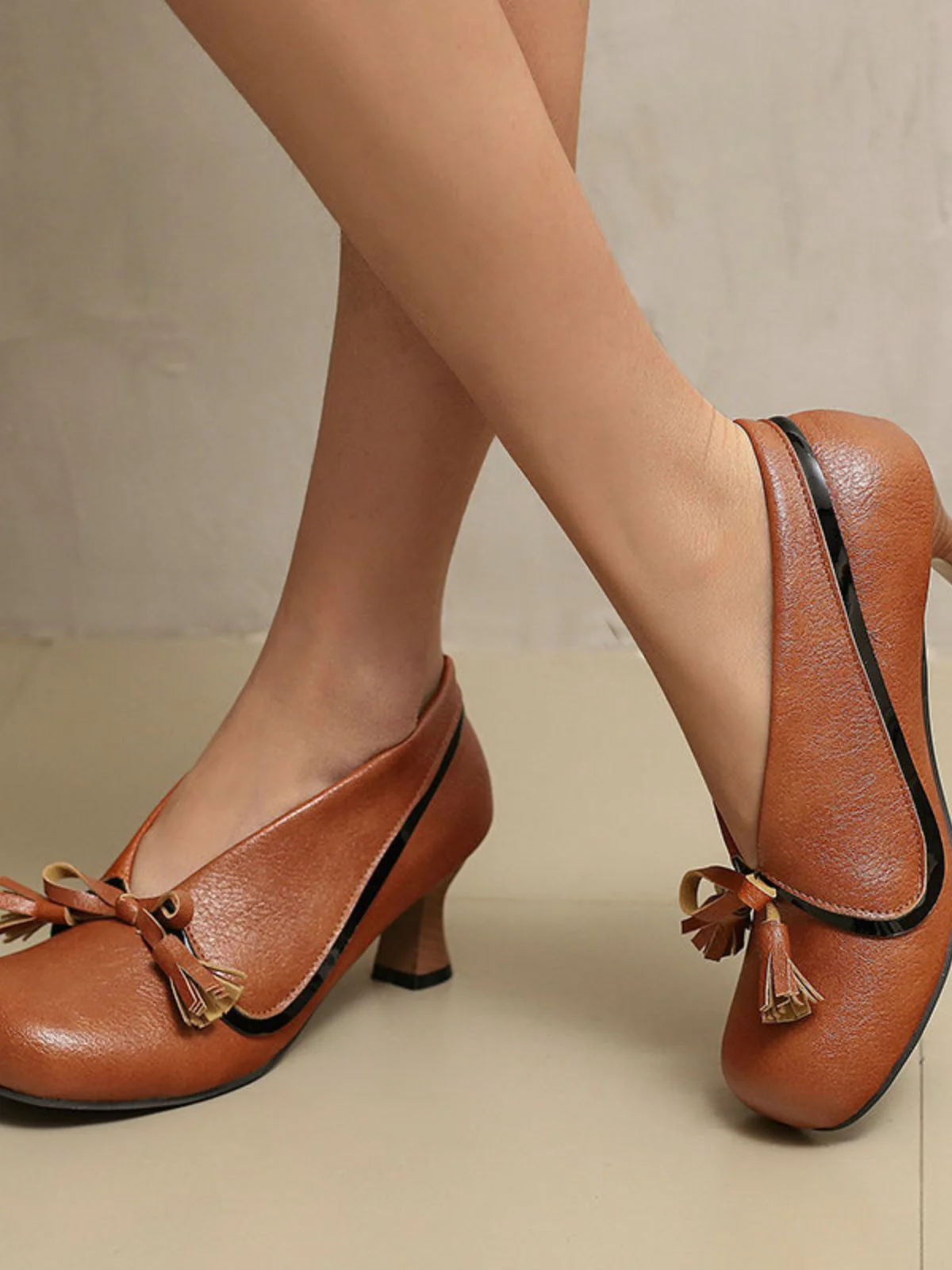 Retro Bow PU Round-Toe Chunky Heel Shoes - Image 25