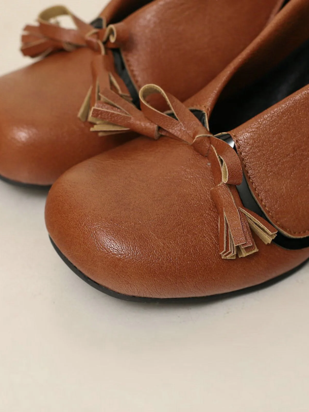 Retro Bow PU Round-Toe Chunky Heel Shoes - Image 27
