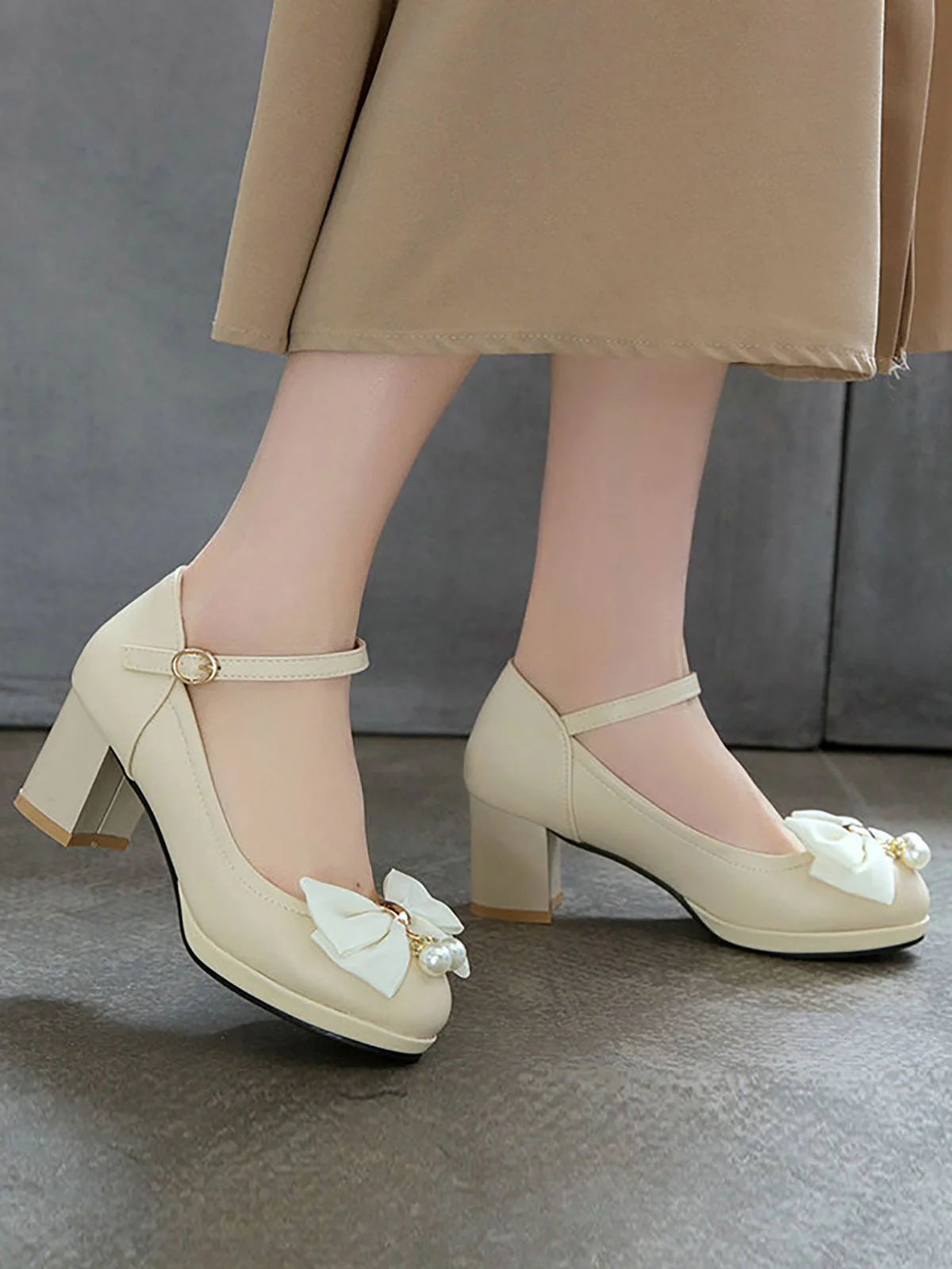 Retro Bowknot Mary Jane Shoes - Image 10